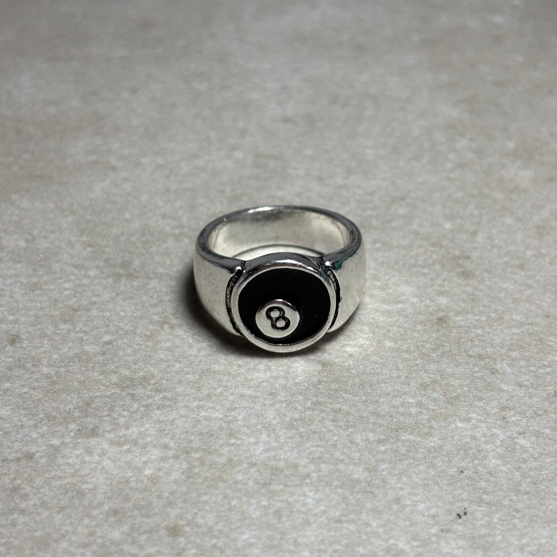 8 BALL RING