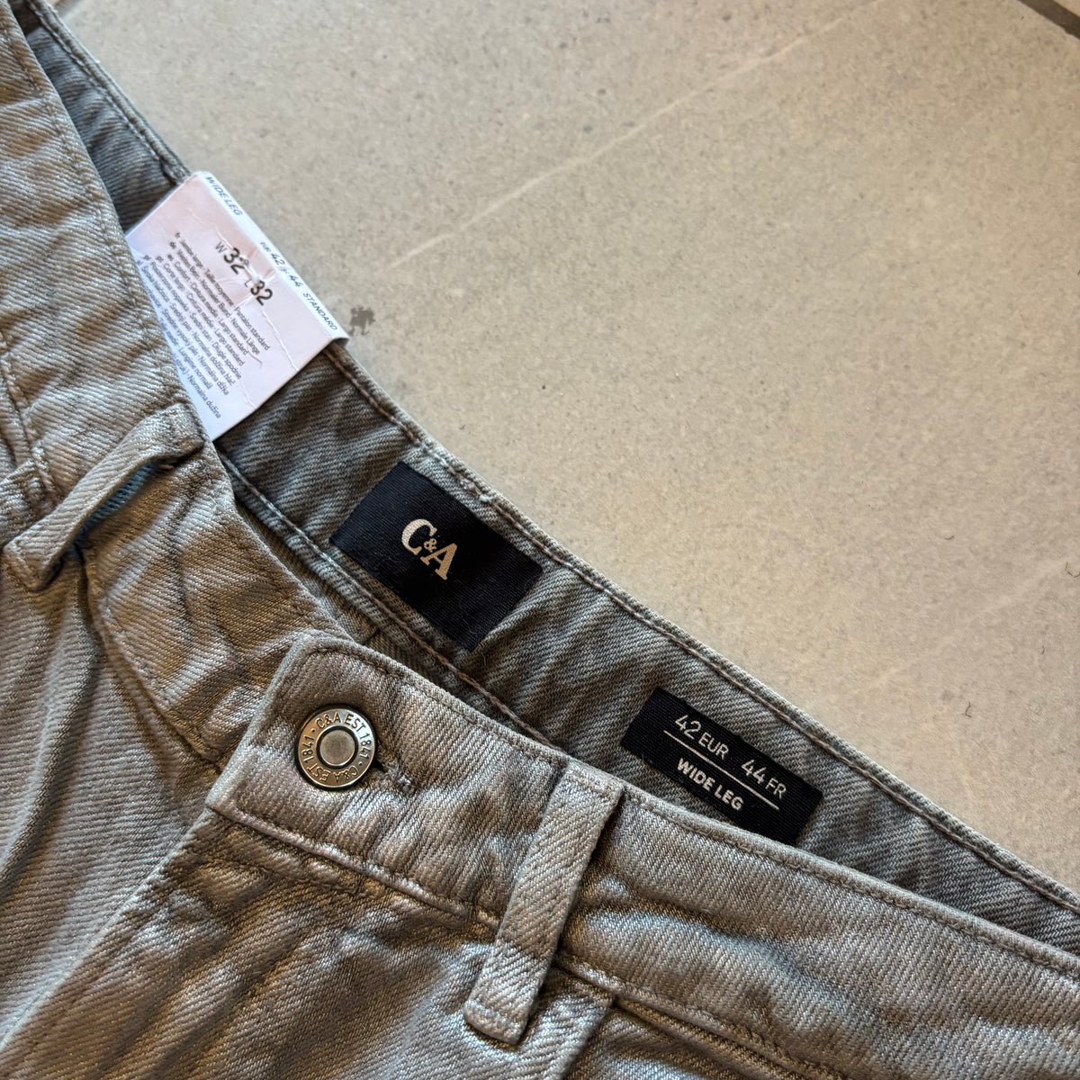 (32/32) CYA BAGGY JEANS - NEW