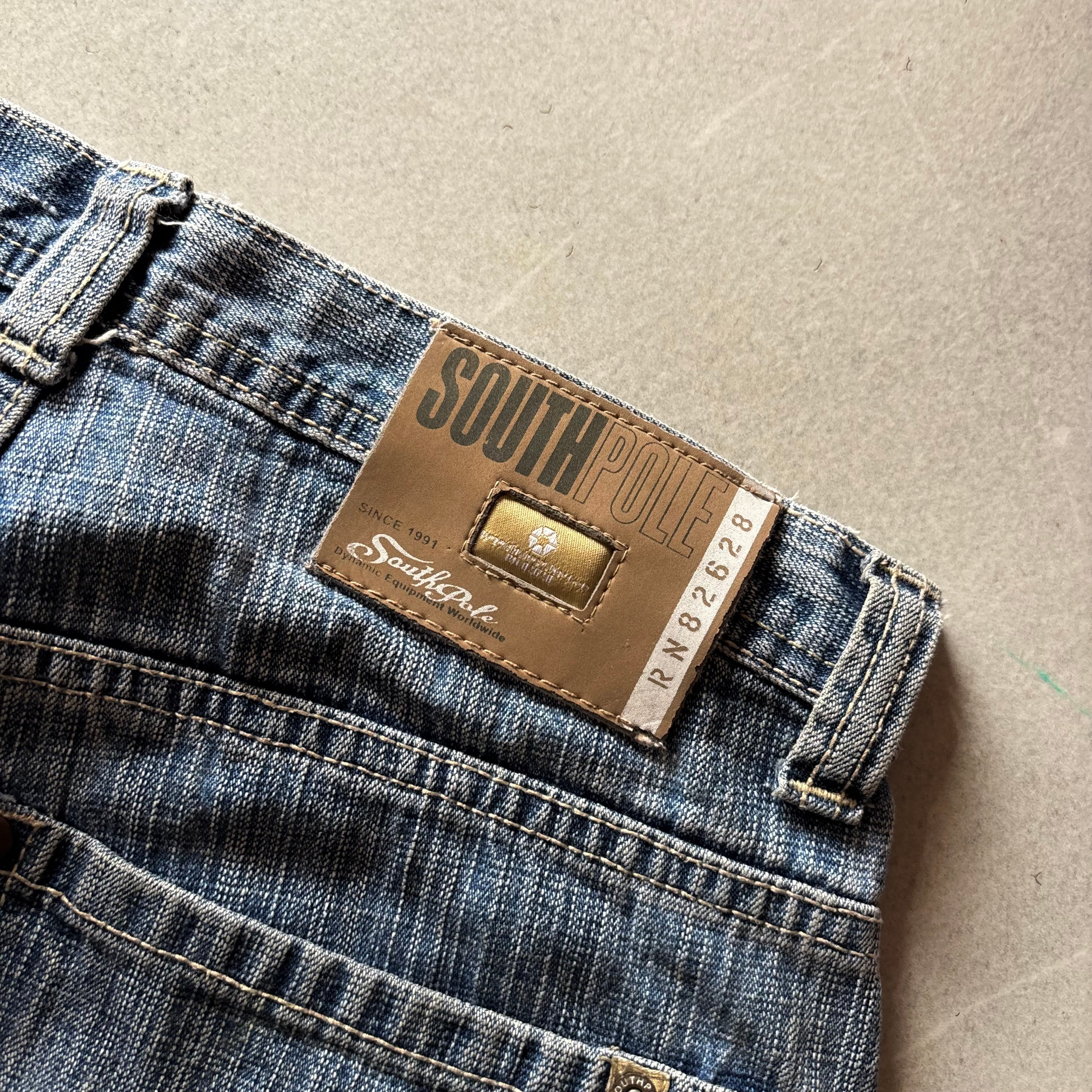 (30) SOUTH POLE SHORT GOLD TAB