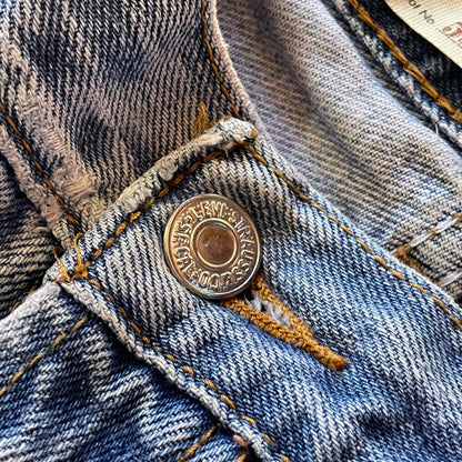 (34/32) VINTAGE LEVI'S PANT - 550