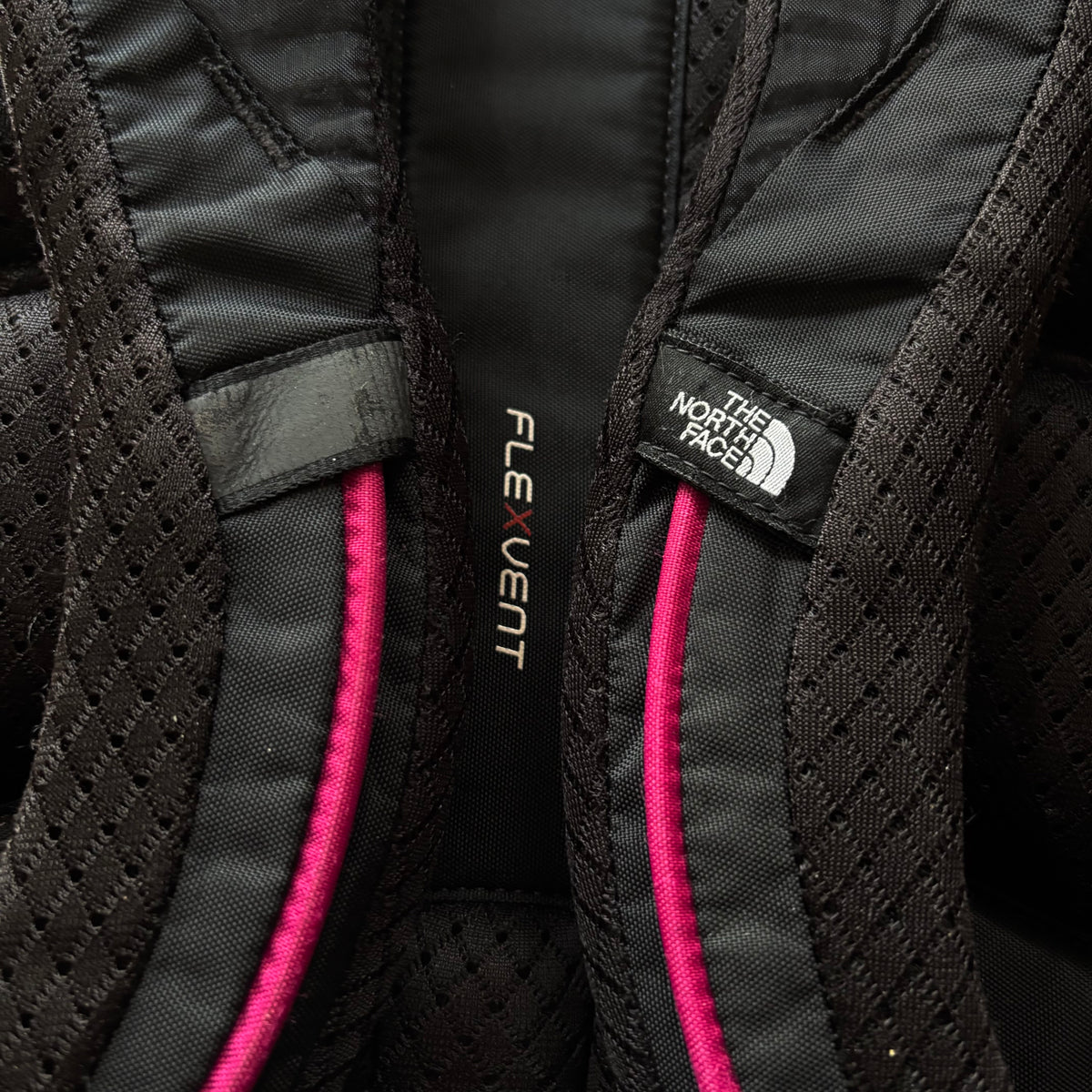 THE NORTH FACE RECON COMPLETE BACKPACK