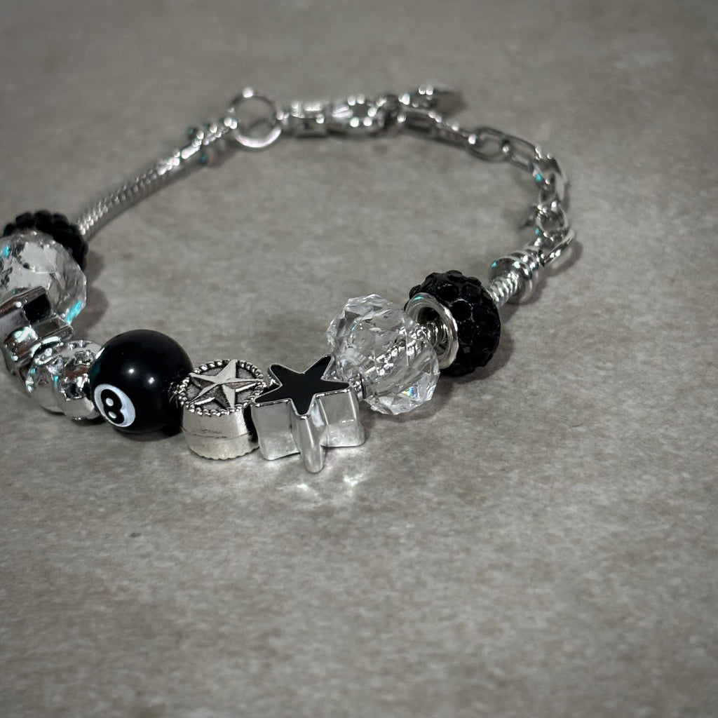 PULSERA 8 BALL