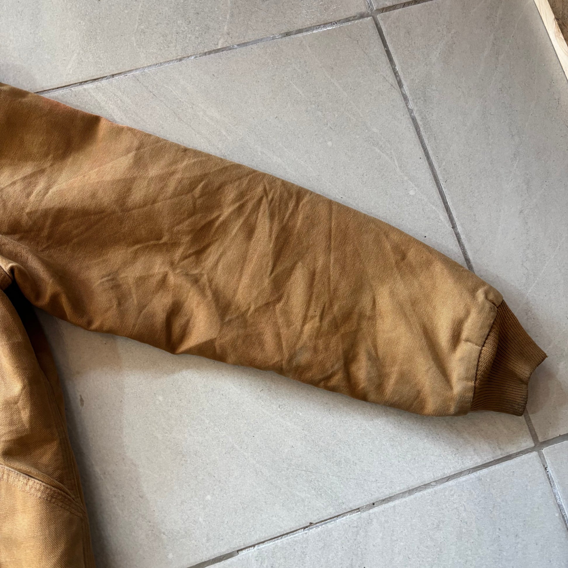(L) CARHARTT CAMEL JACKET
