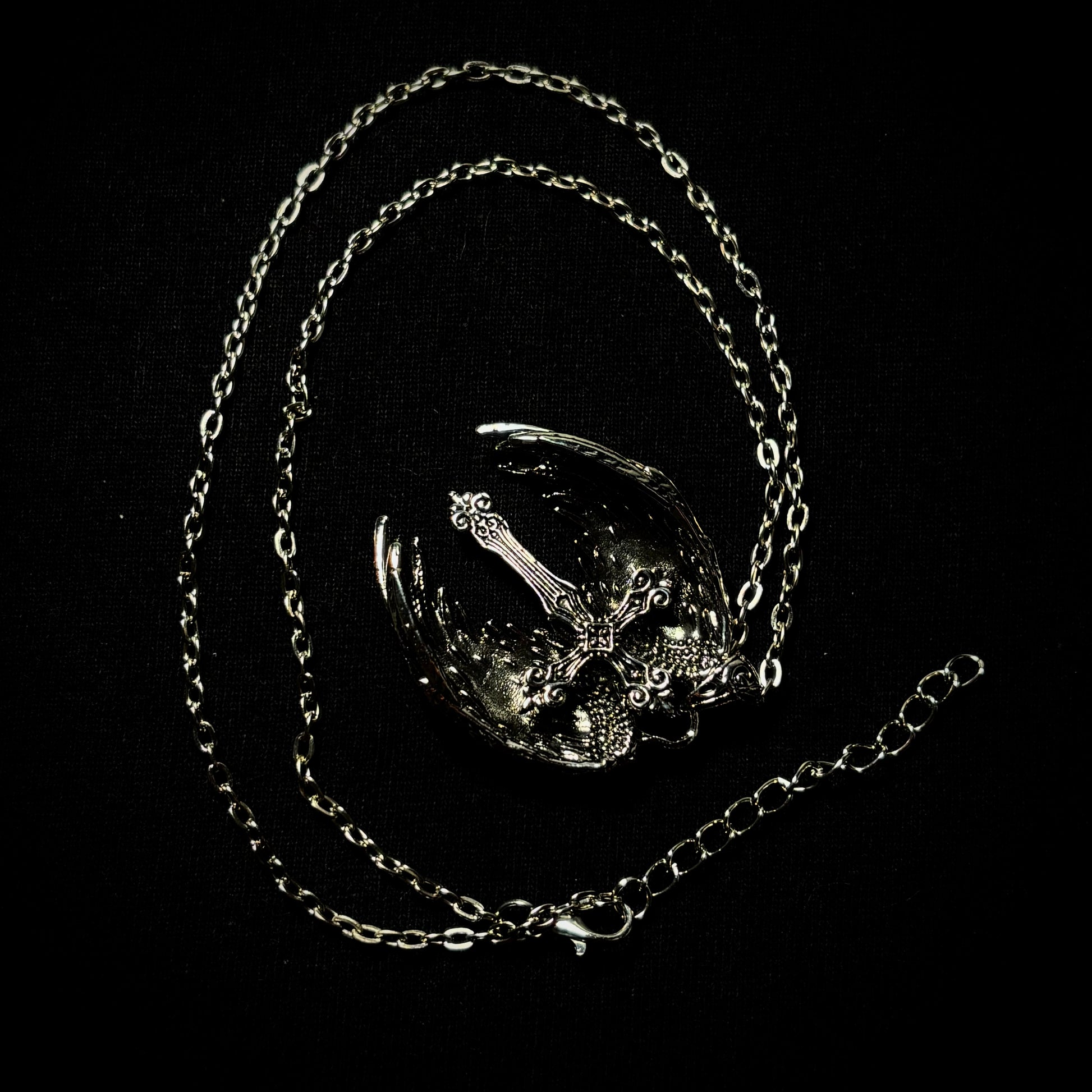 ANGEL CROSS NECKLACE