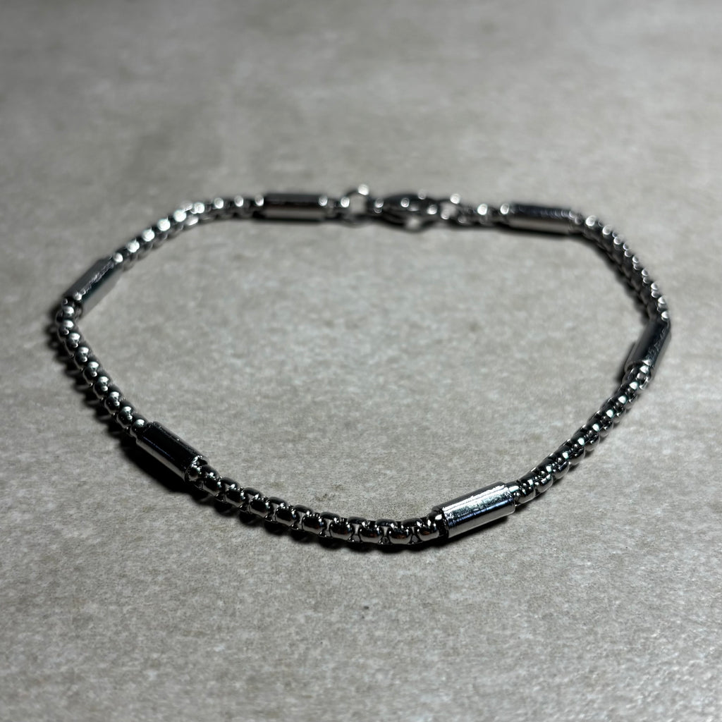 PULSERA PLATEADA BASICA