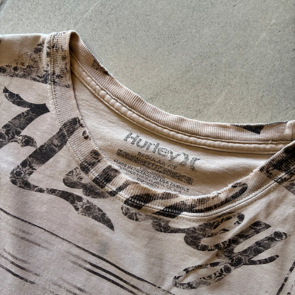 (L) HURLEY Y2K TEE