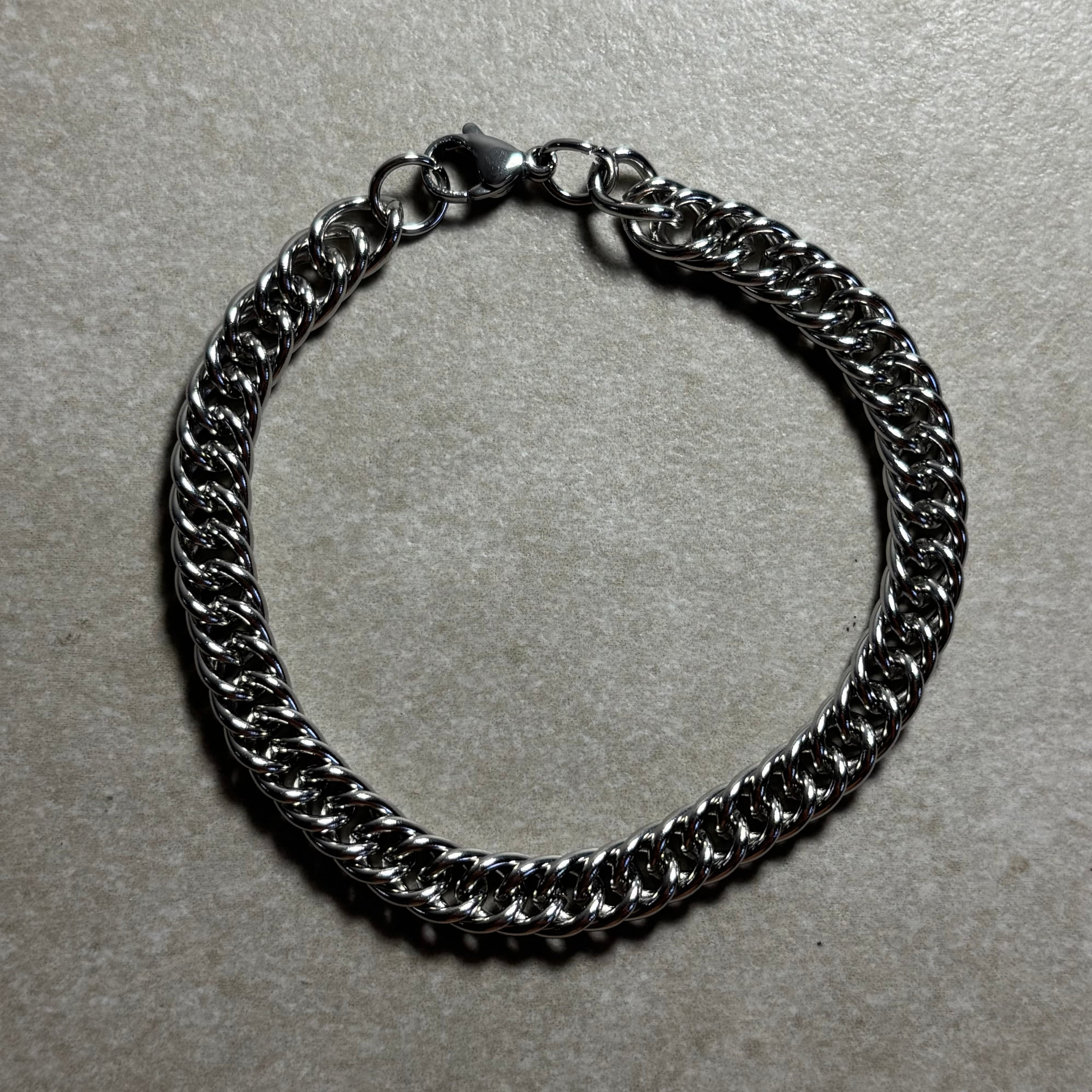 PULSERA GRUESA PLATEADA
