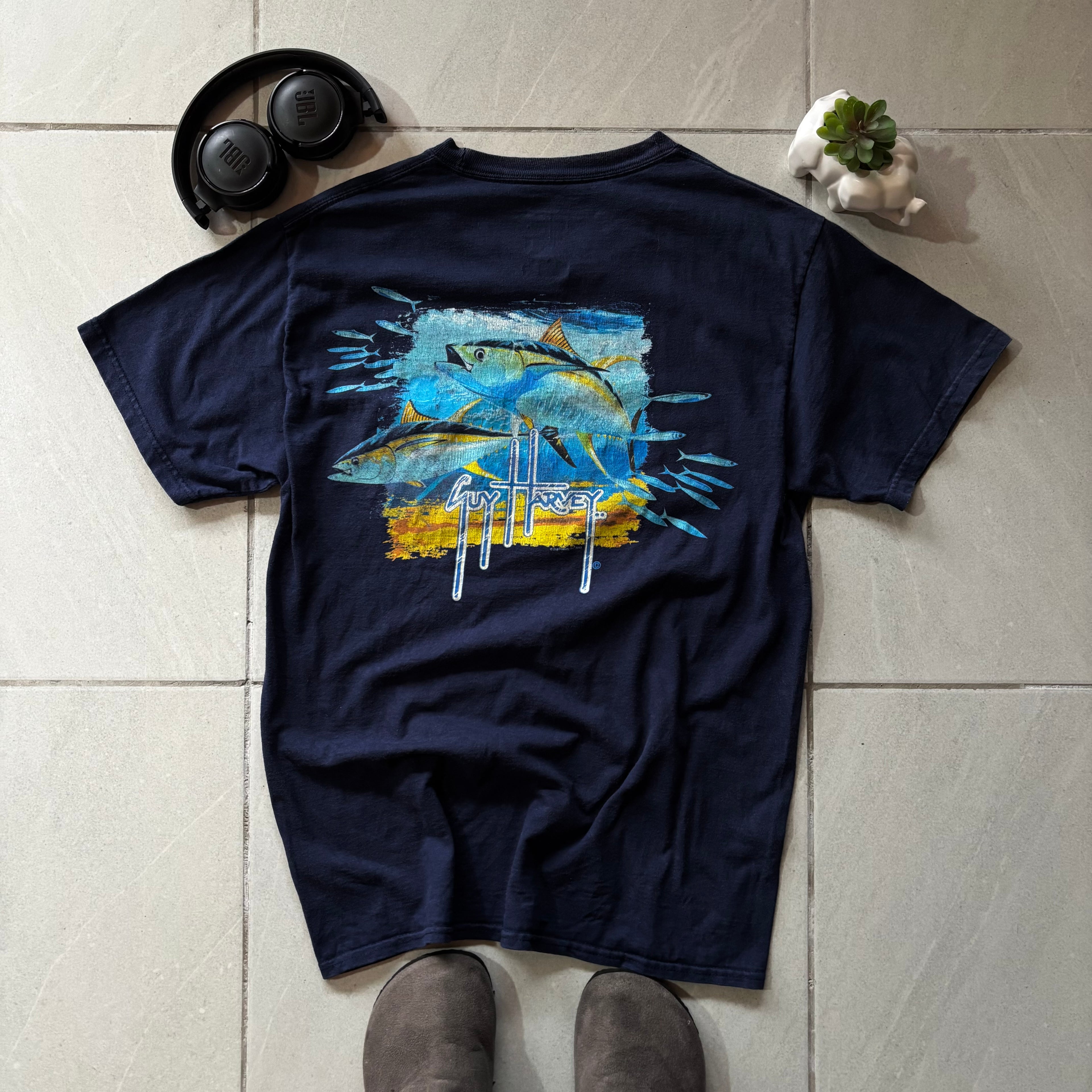 (L) FISH POCKET TEE