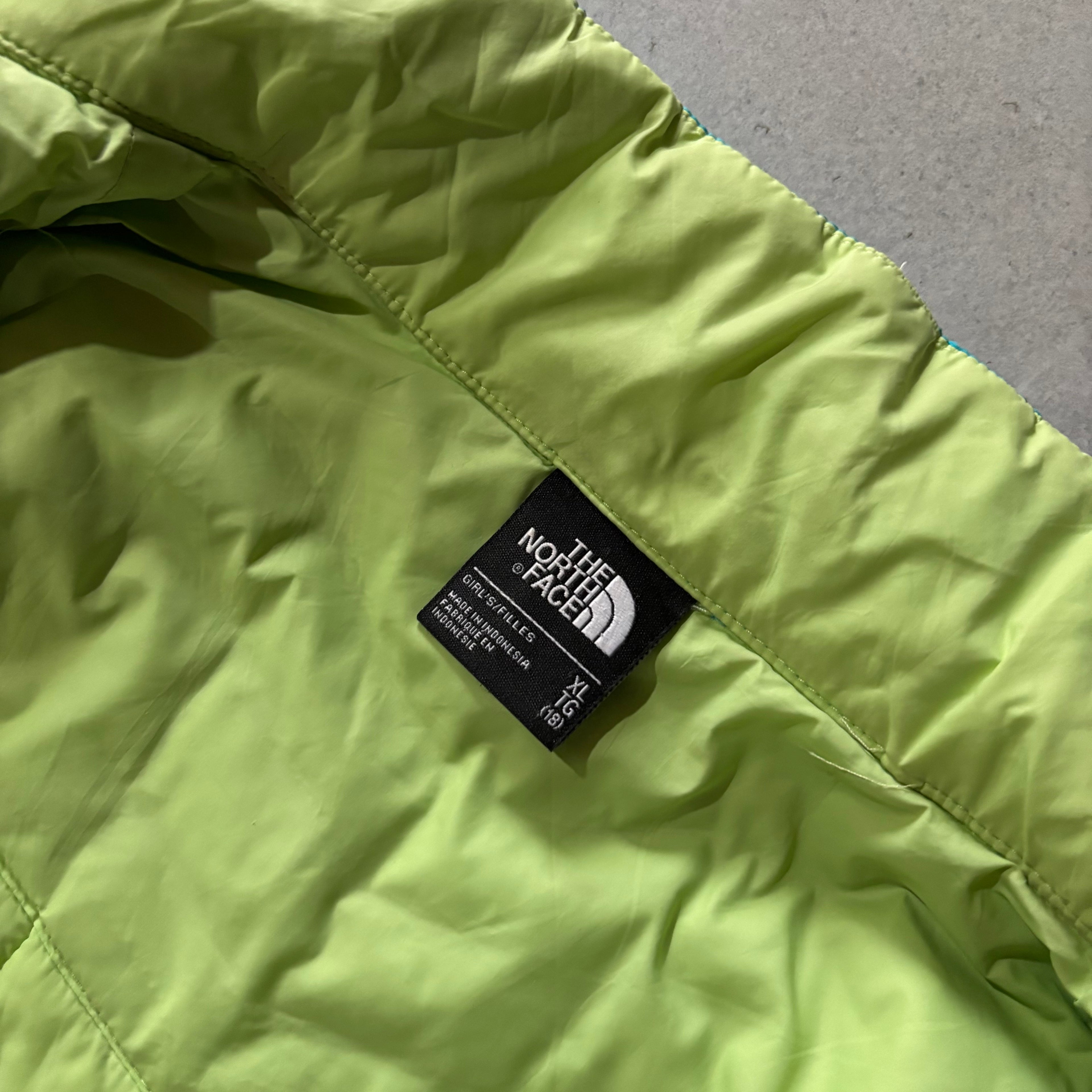 (L) THE NORTH FACE PUFFER JACKET