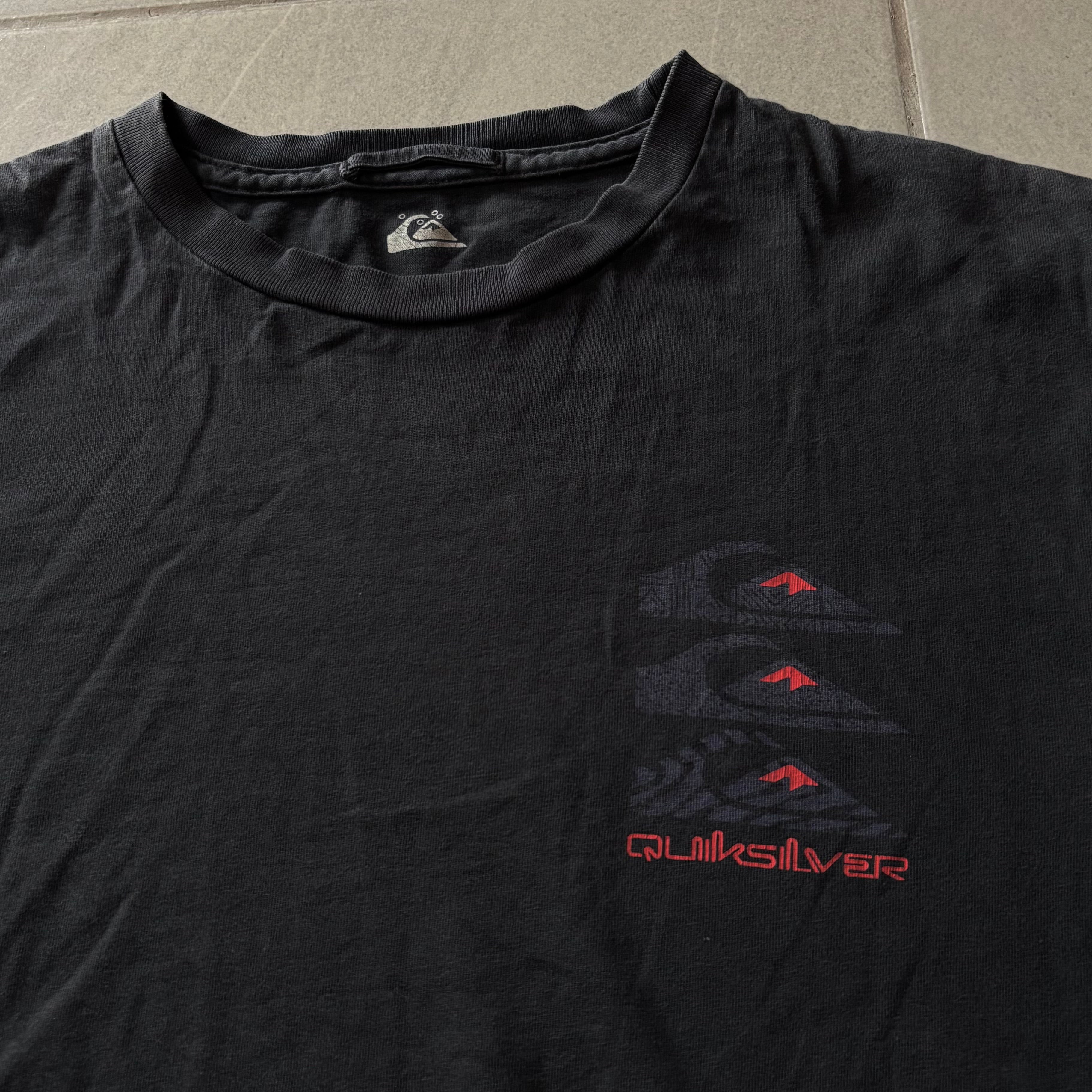 (L) QUIKSILVER TEE