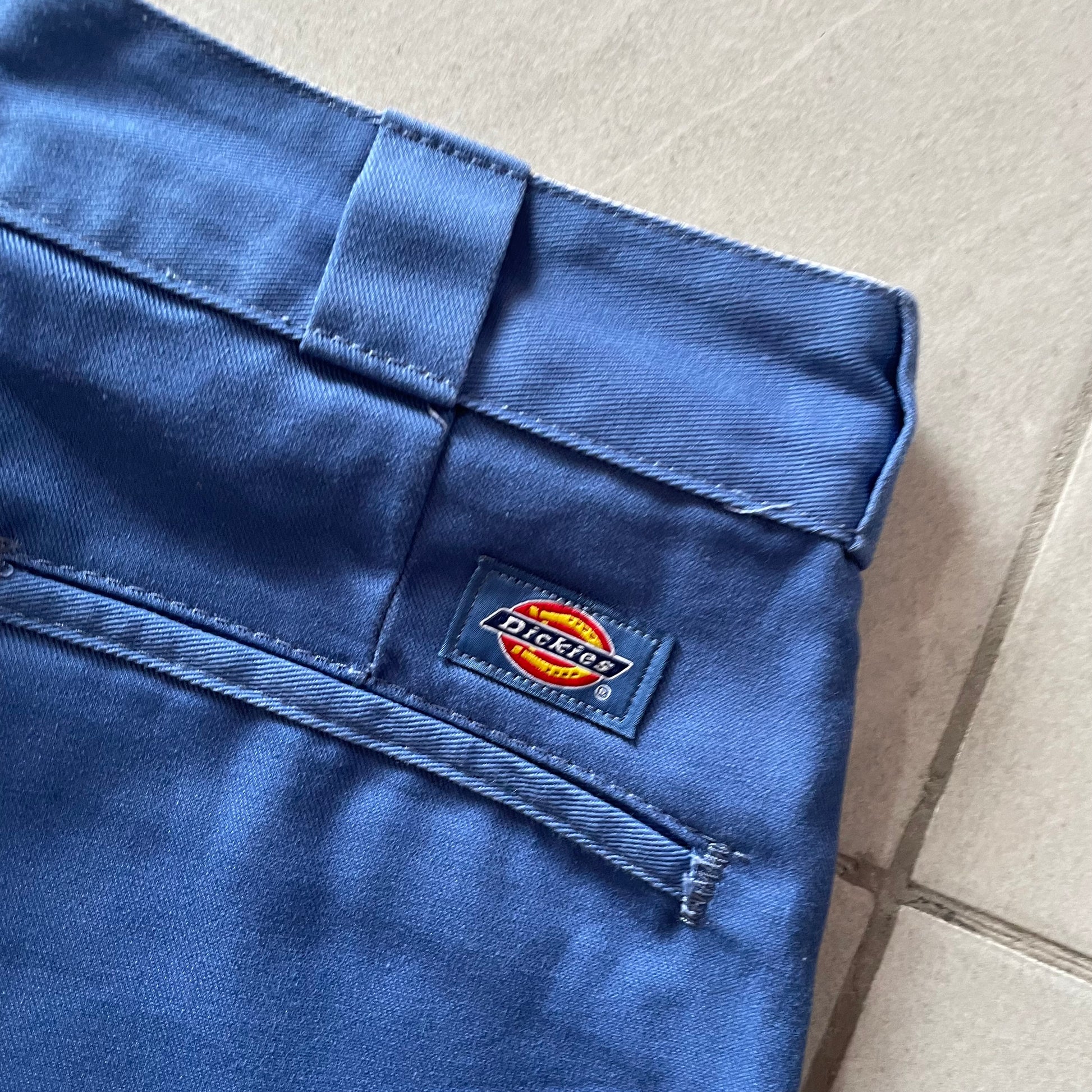 (30) DICKIES JORT RARE COLOR