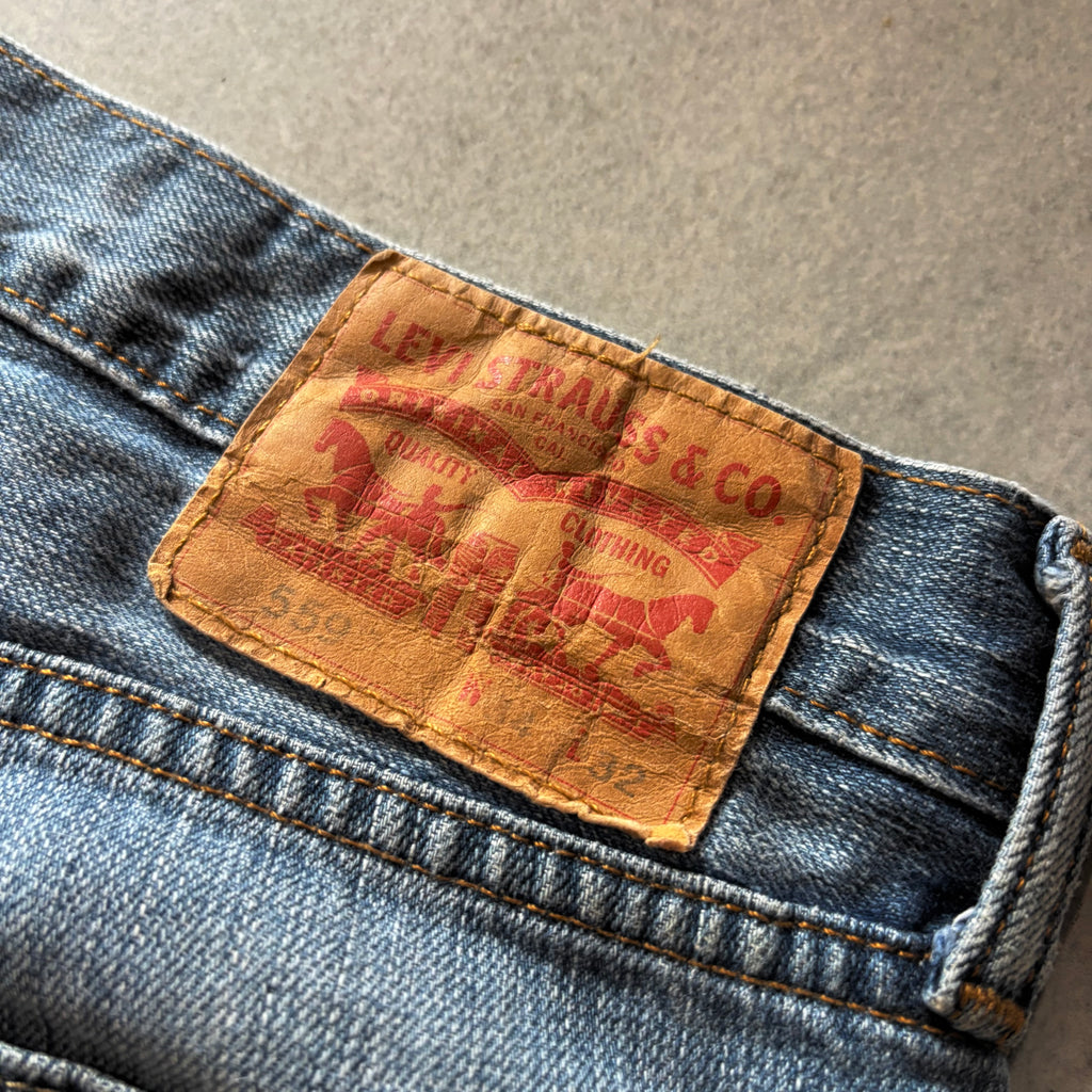(34/32) LEVI'S 559 DENIM JEANS