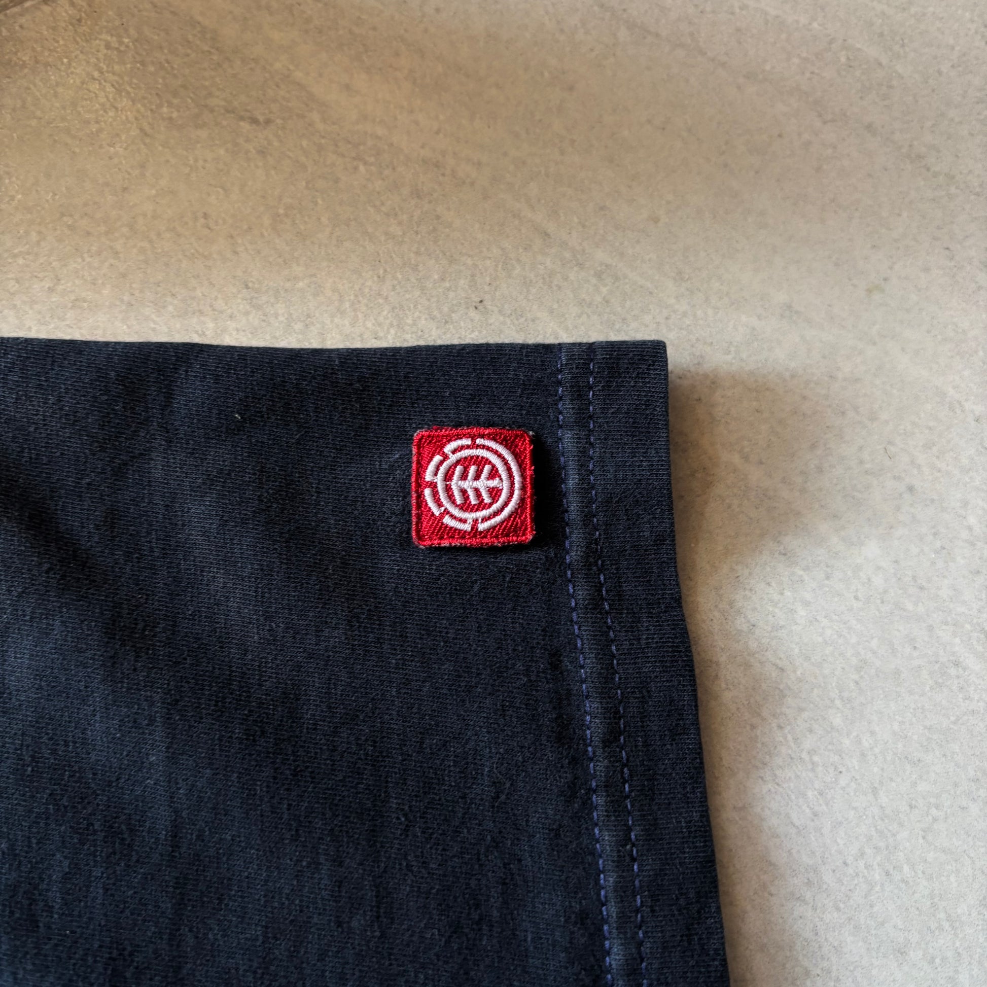 (L) 00's ELEMENT TEE