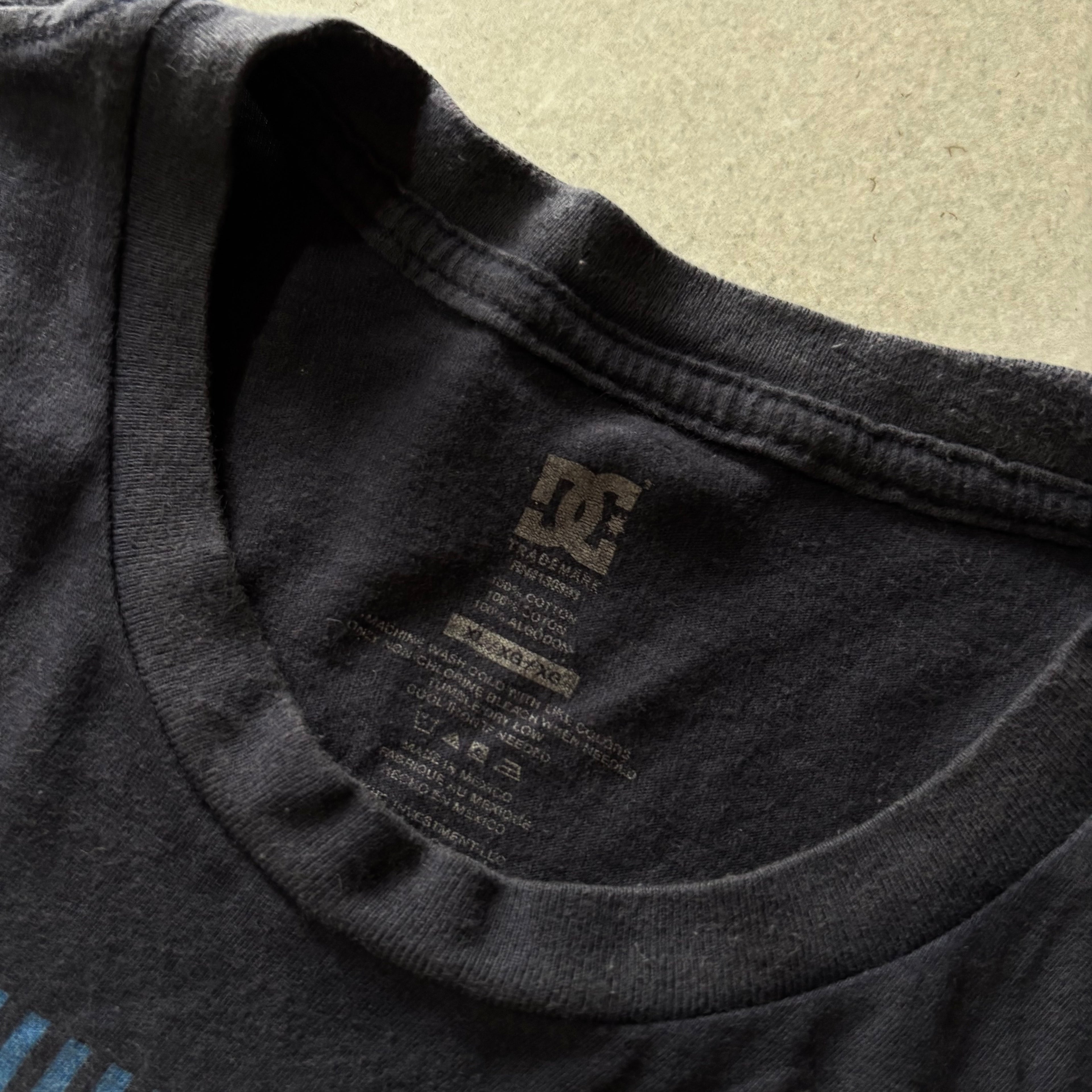 (Xl) DC BIG LOGO TEE