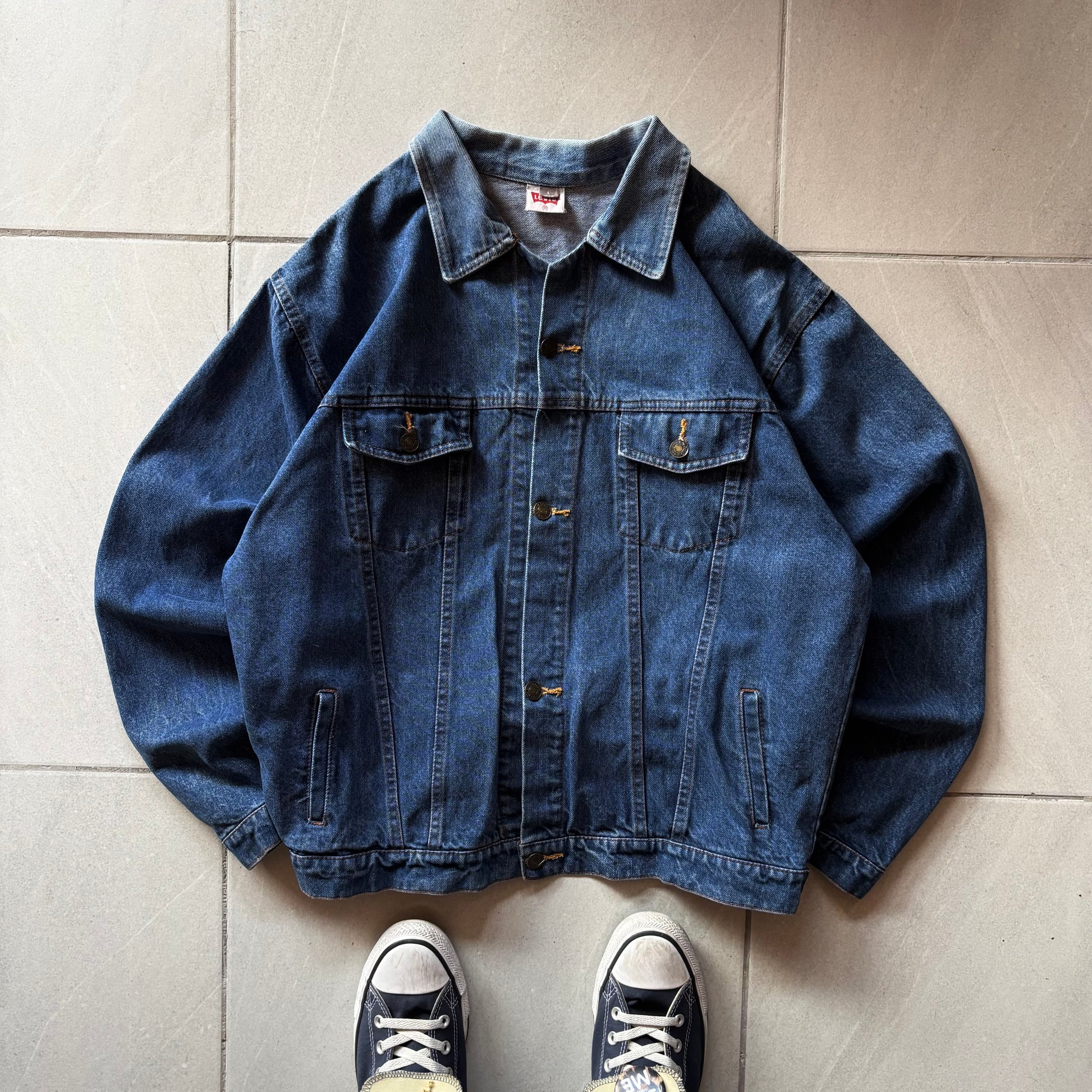 (L) VINTAGE LEVI'S DENIM JACKET