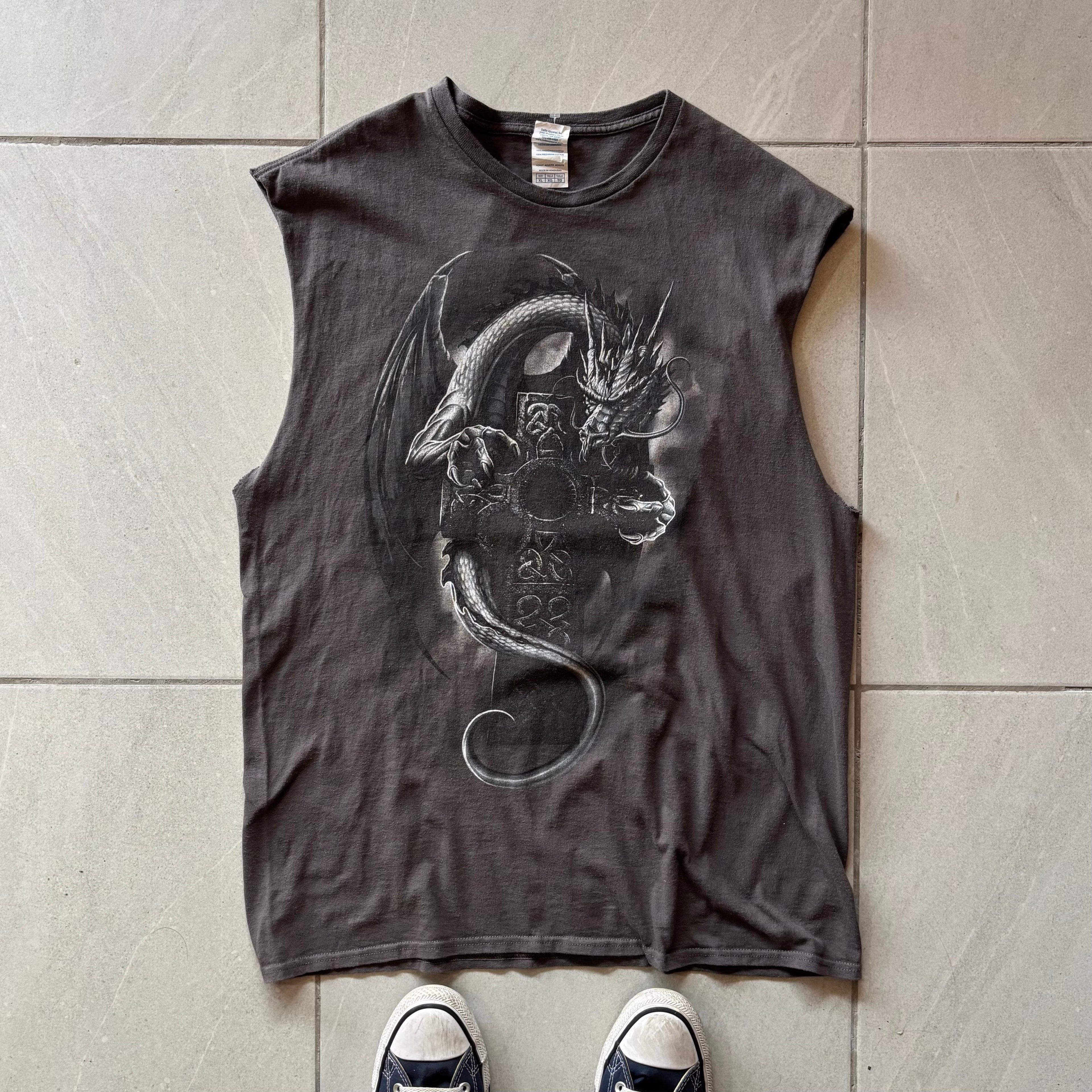 (Xl) DRAGON TANK TOP