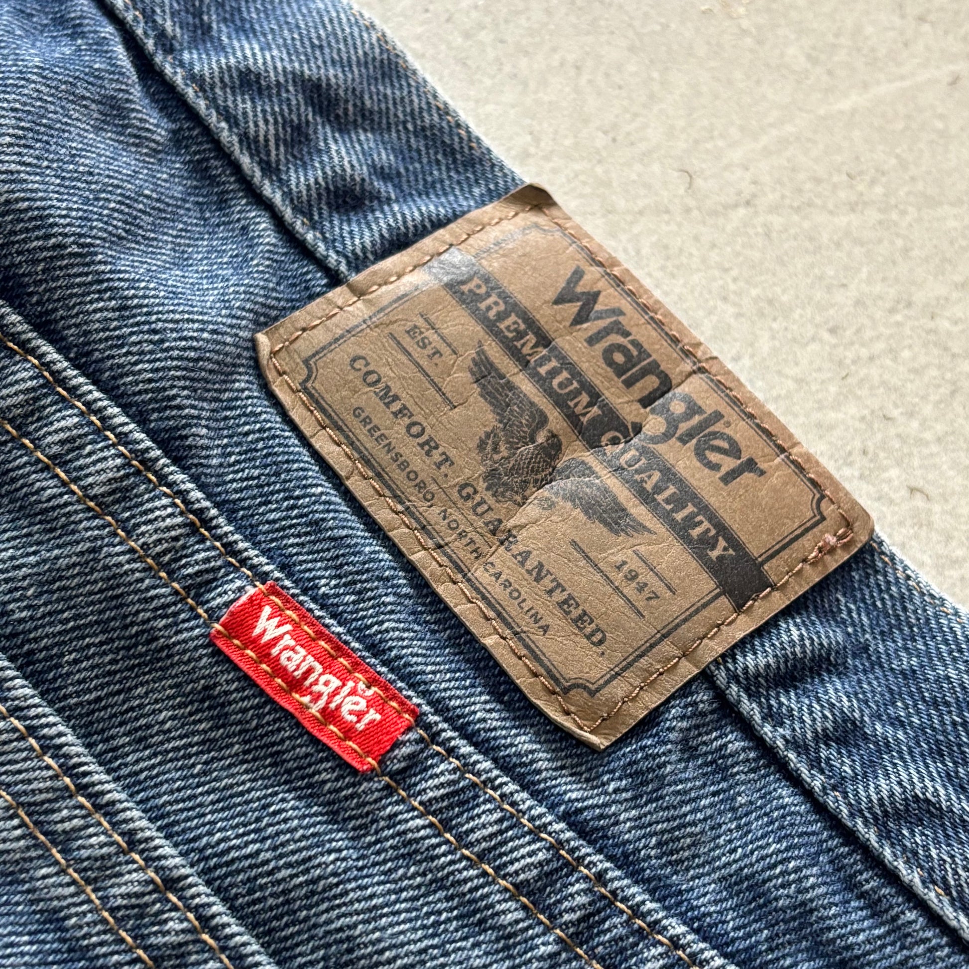 (32/32) WRANGLER DARK DENIM PANT