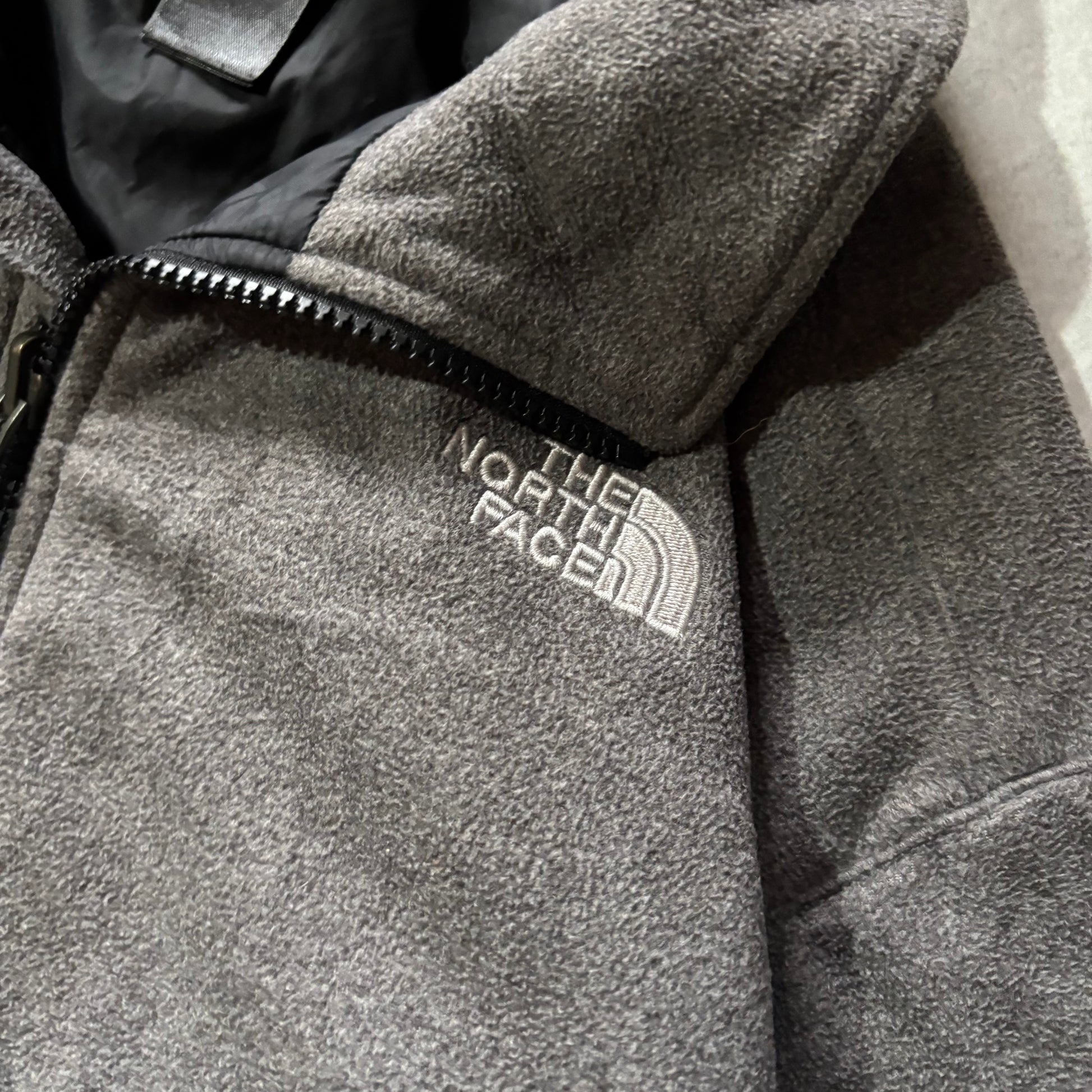 (Xl) THE NORTH FACE PUFFER JACKET