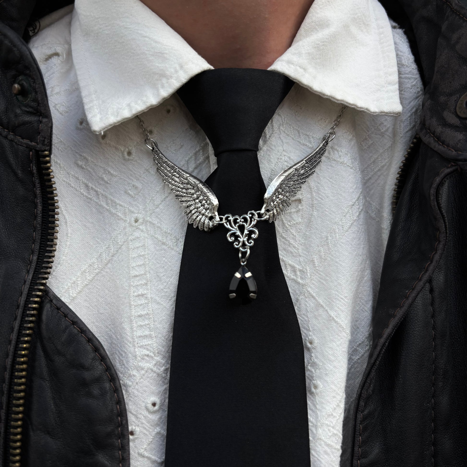 FALLEN WING NECKLACE