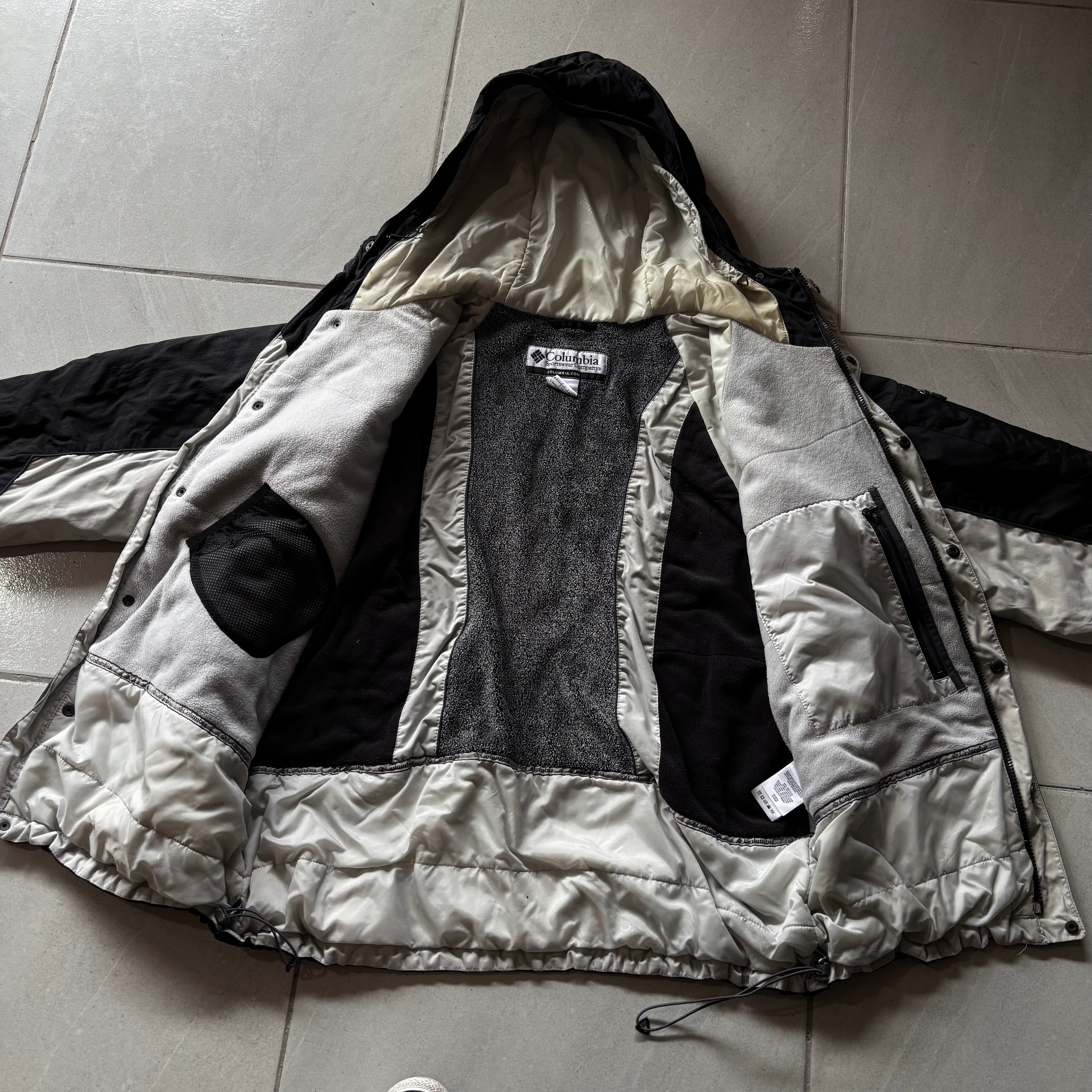 (L) COLUMBIA SPORTWEAR COMPLETE