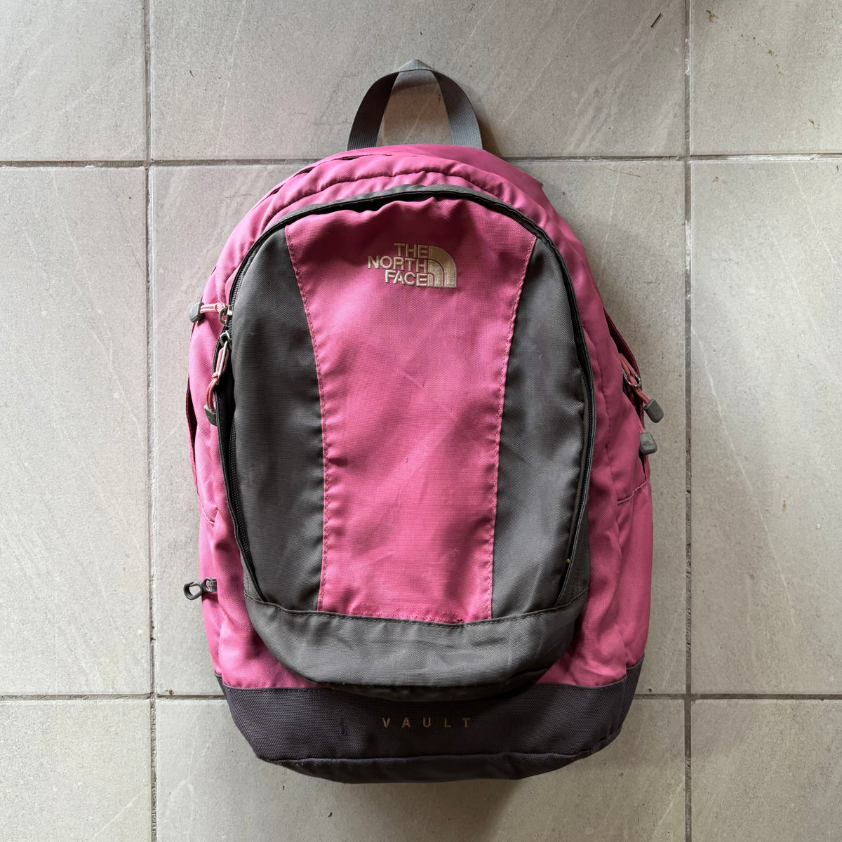 THE NORTH FACE VAULT BACKPACK