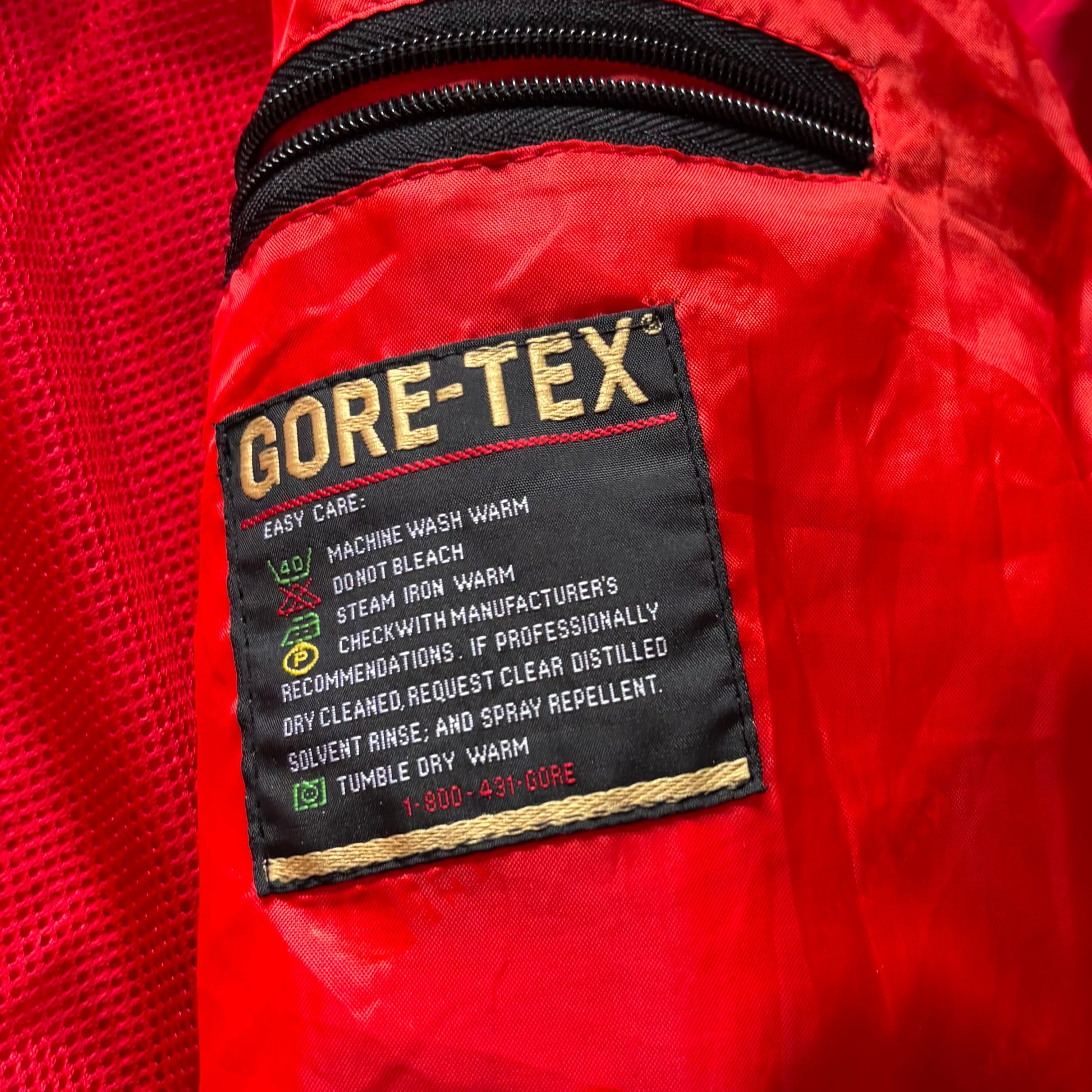 (L) THE NORTH FACE GORE TEX HY VENT