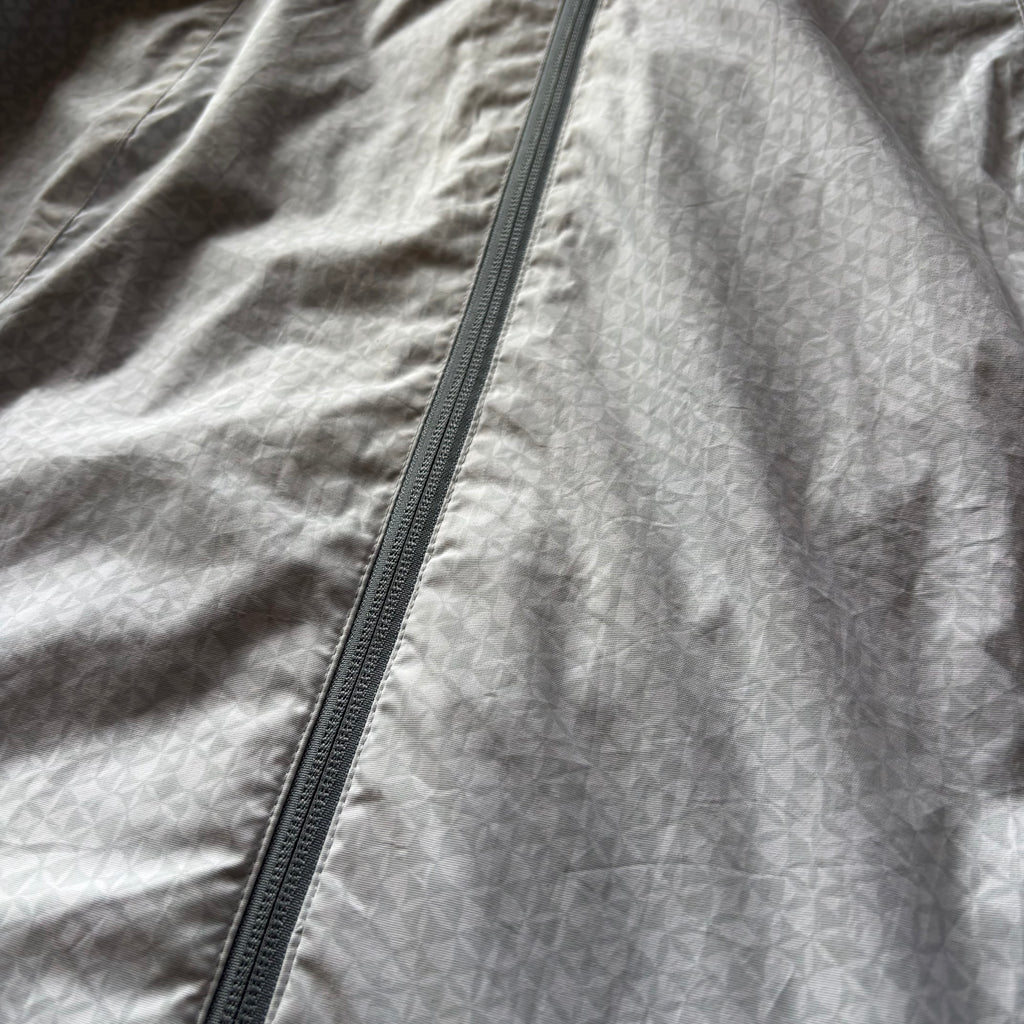 (L) COLUMBIA ABSTRACT WATERPROOF NEW