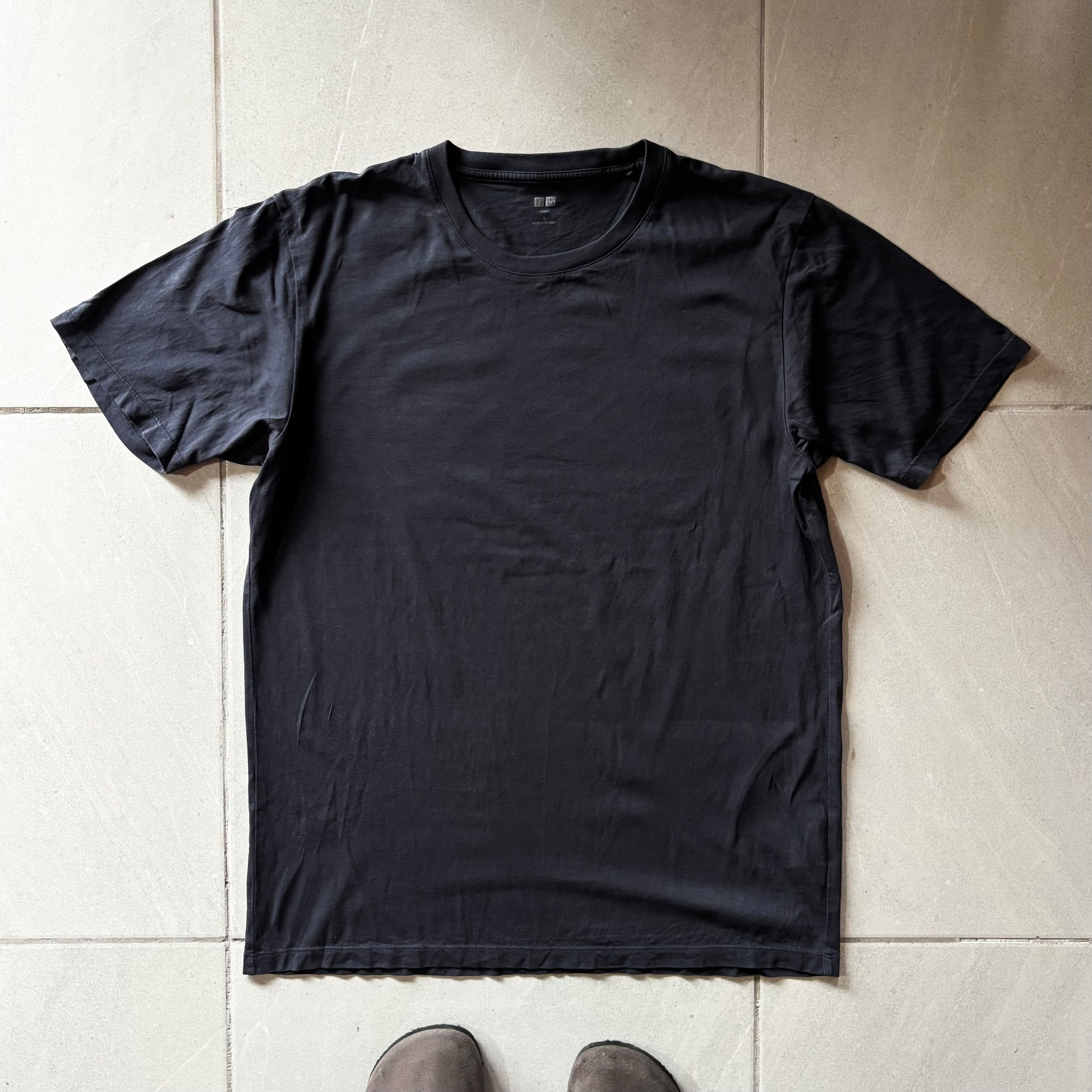 (L) UNIQLO DARK BLUE