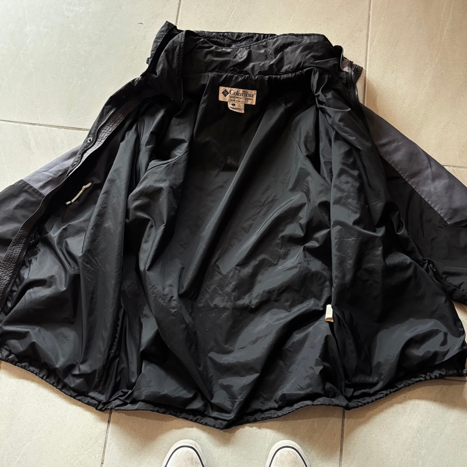 (Xl) COLUMBIA WINDBREAKER BLACK