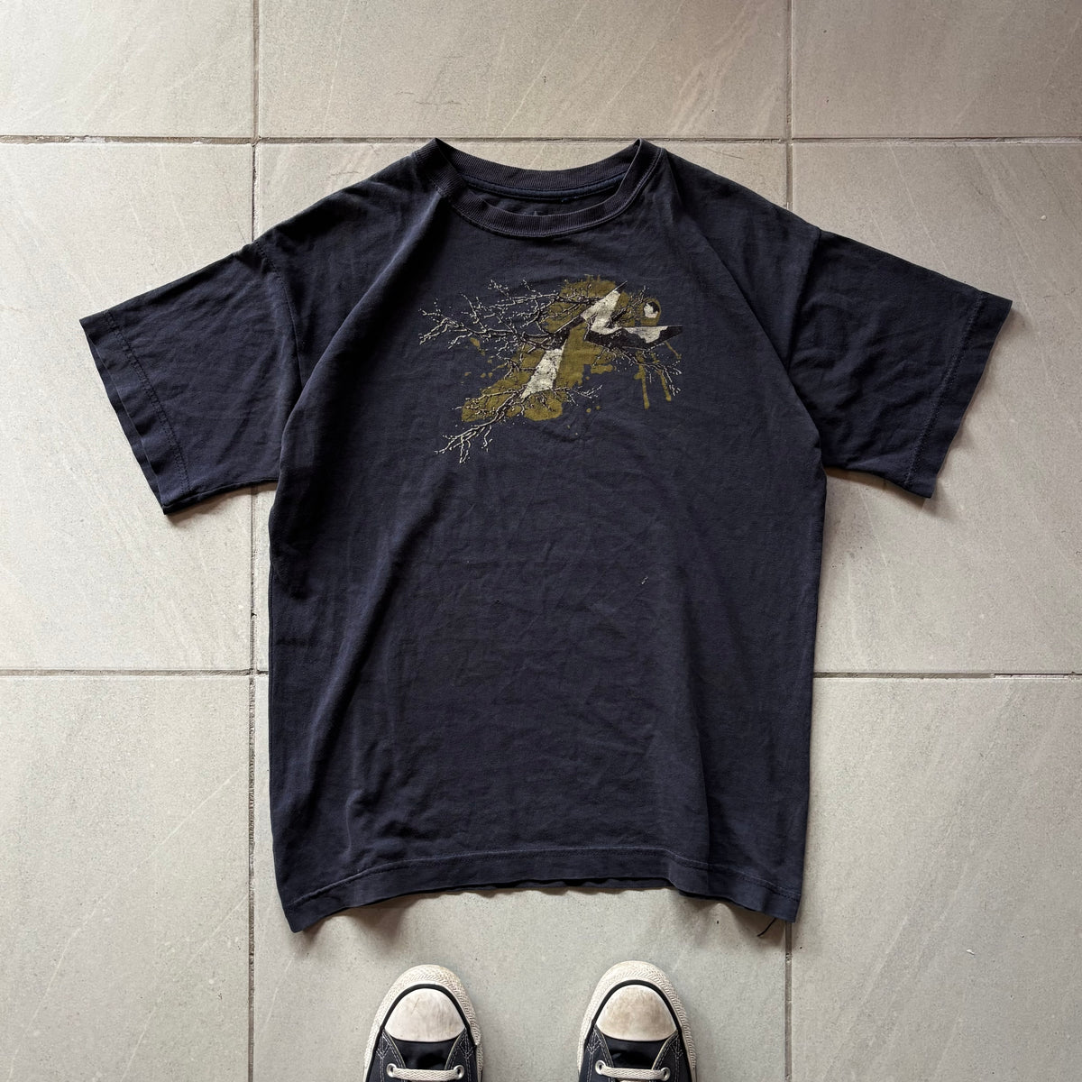 (L) RUSTY TEE