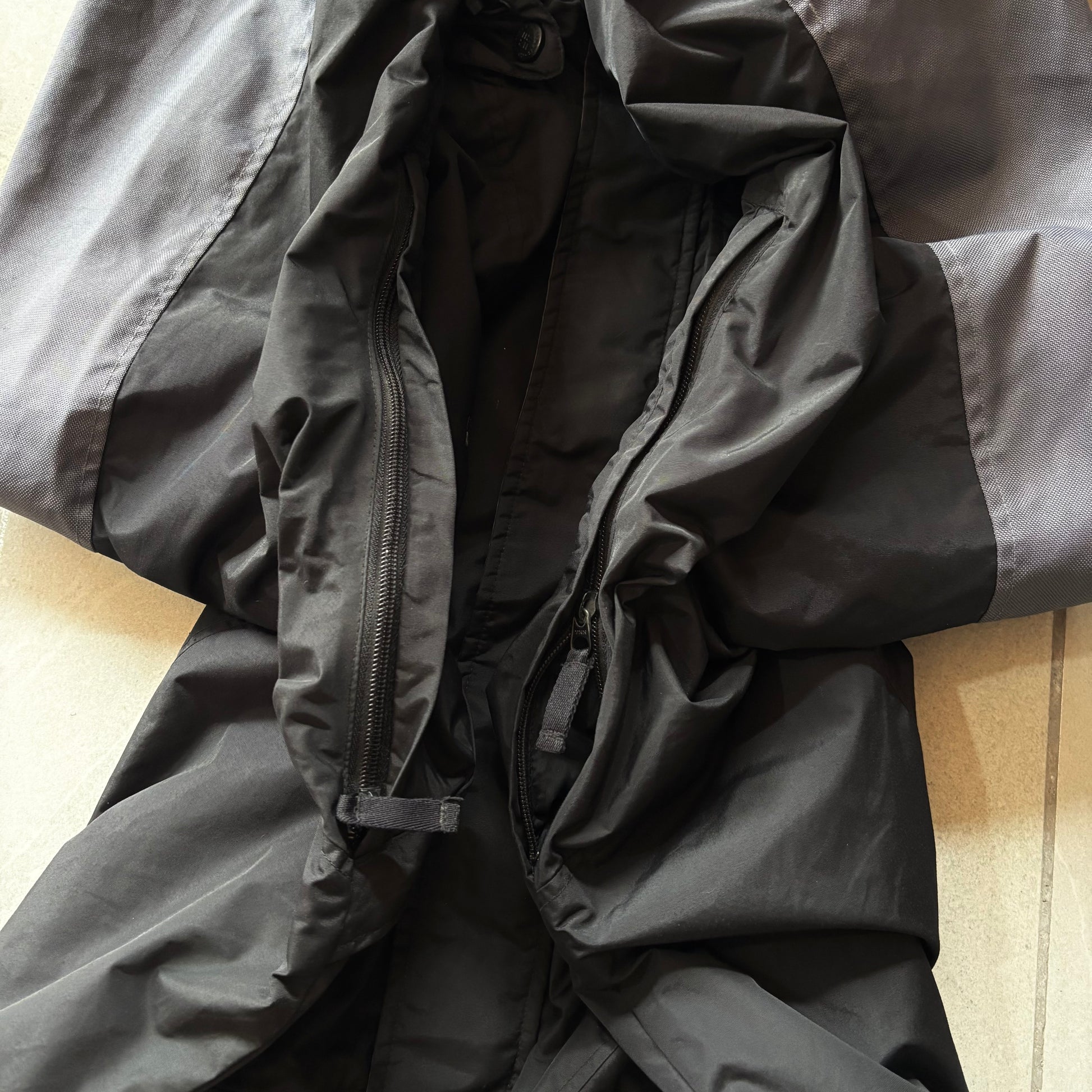 (Xl) COLUMBIA WINDBREAKER BLACK