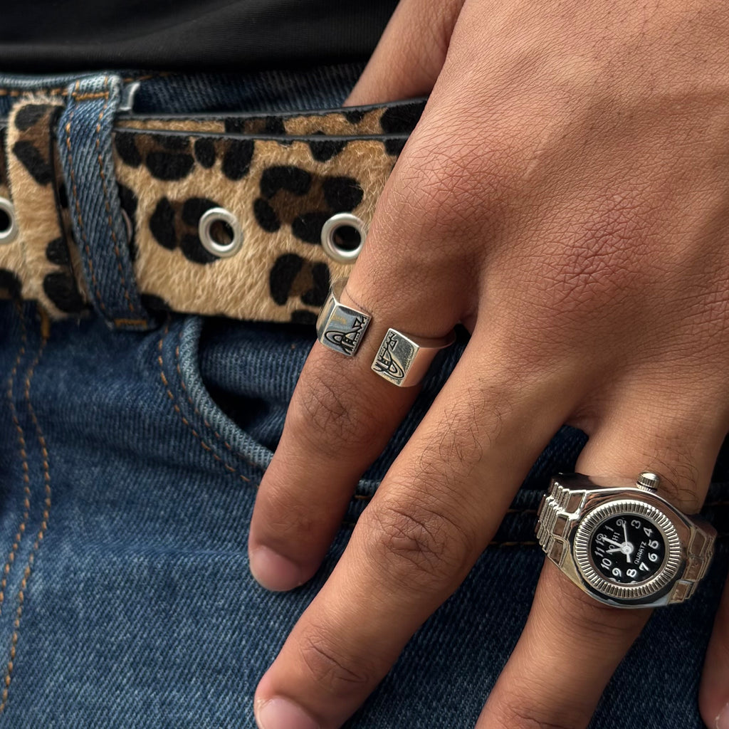 VIVIENNE WESTWOOD RING