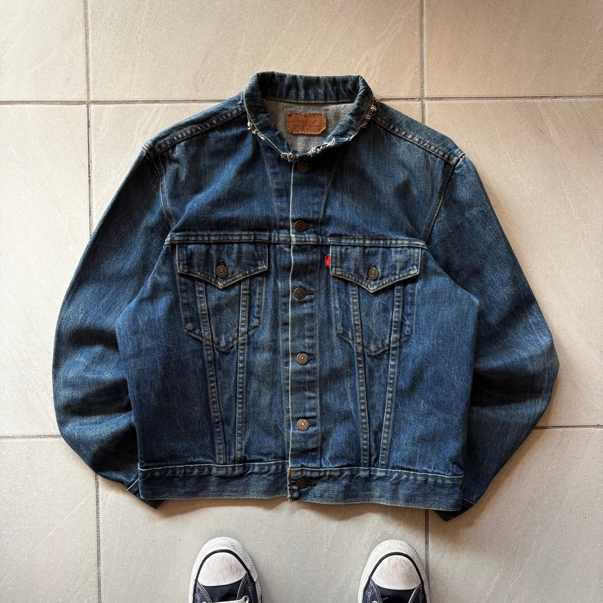 (S) LEVI'S DENIM JACKET