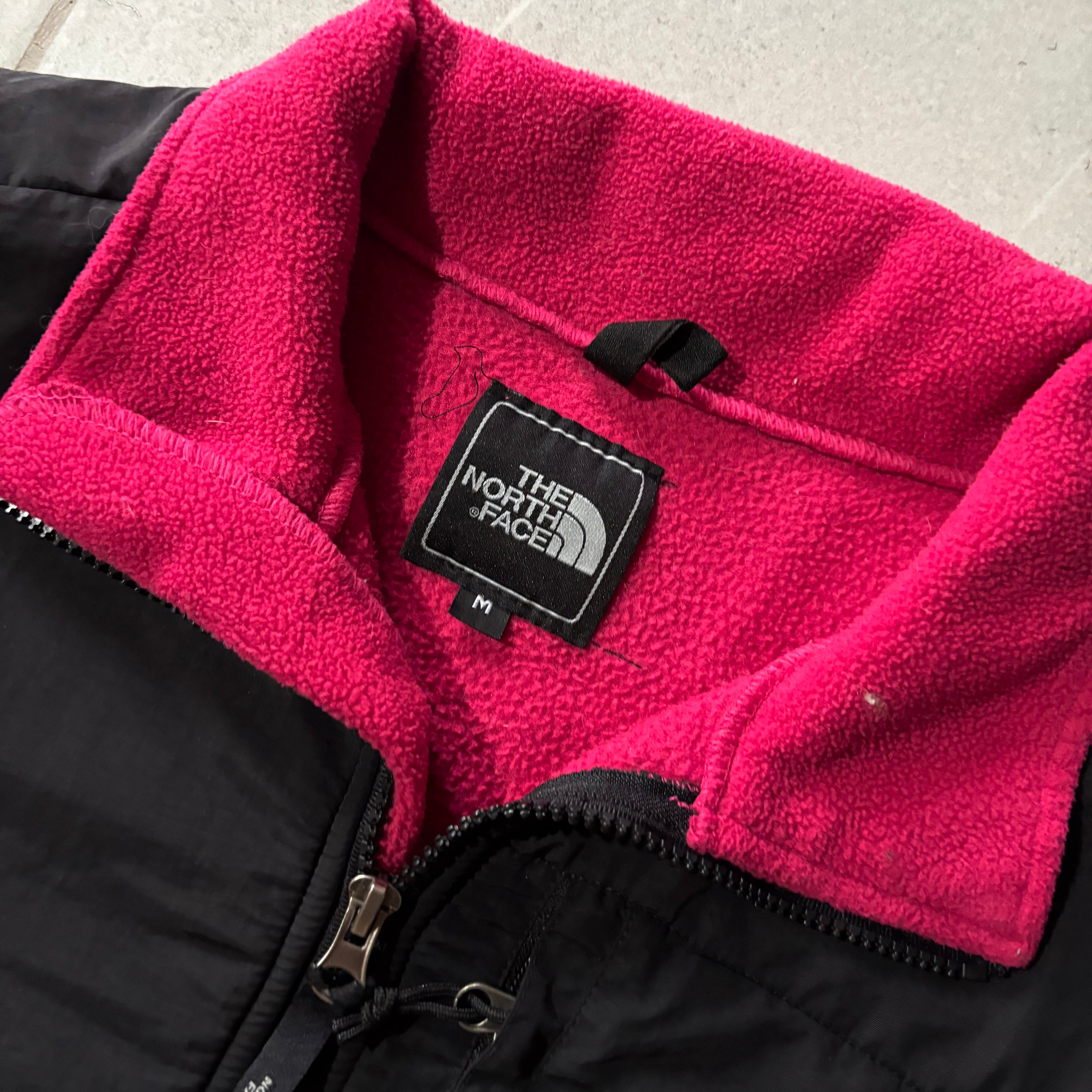 (S) THE NORTH FACE FLEECE JACKET