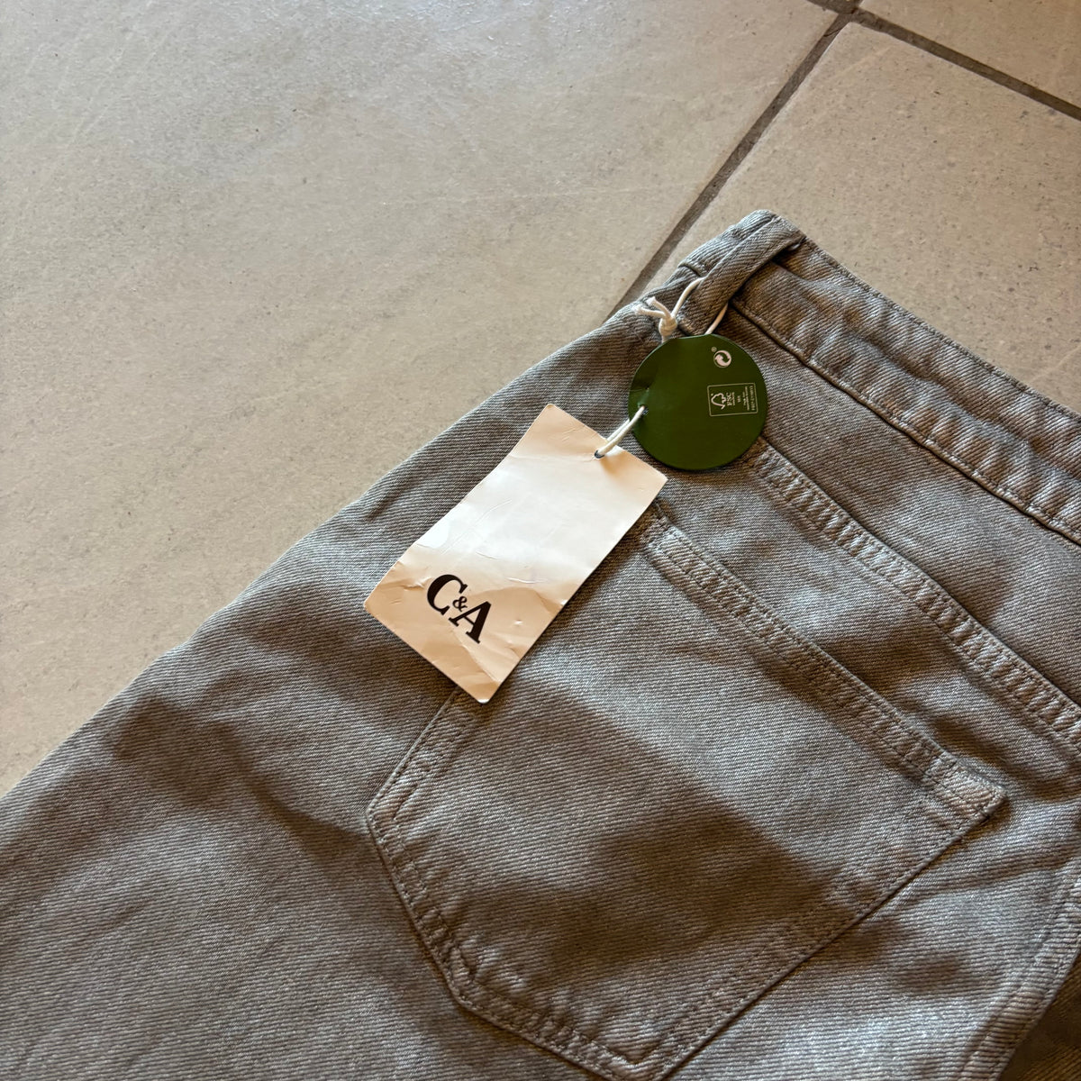 (32/32) CYA BAGGY JEANS - NEW
