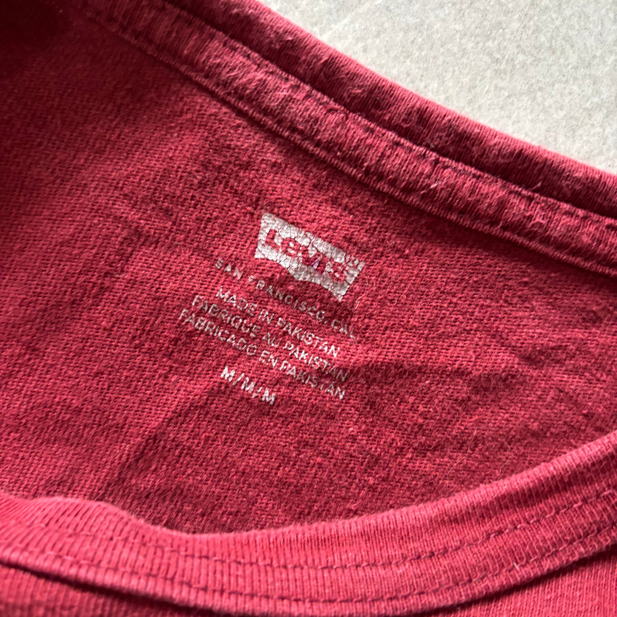 (L) LEVI'S TEE