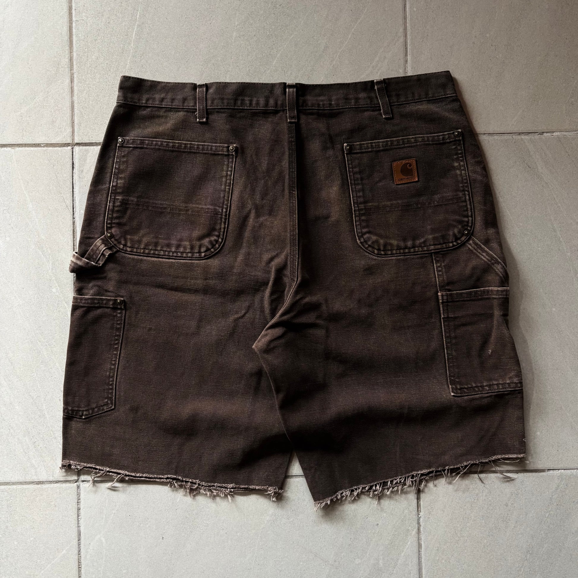 (38) CARHARTT BIG LOGO DK SHORT