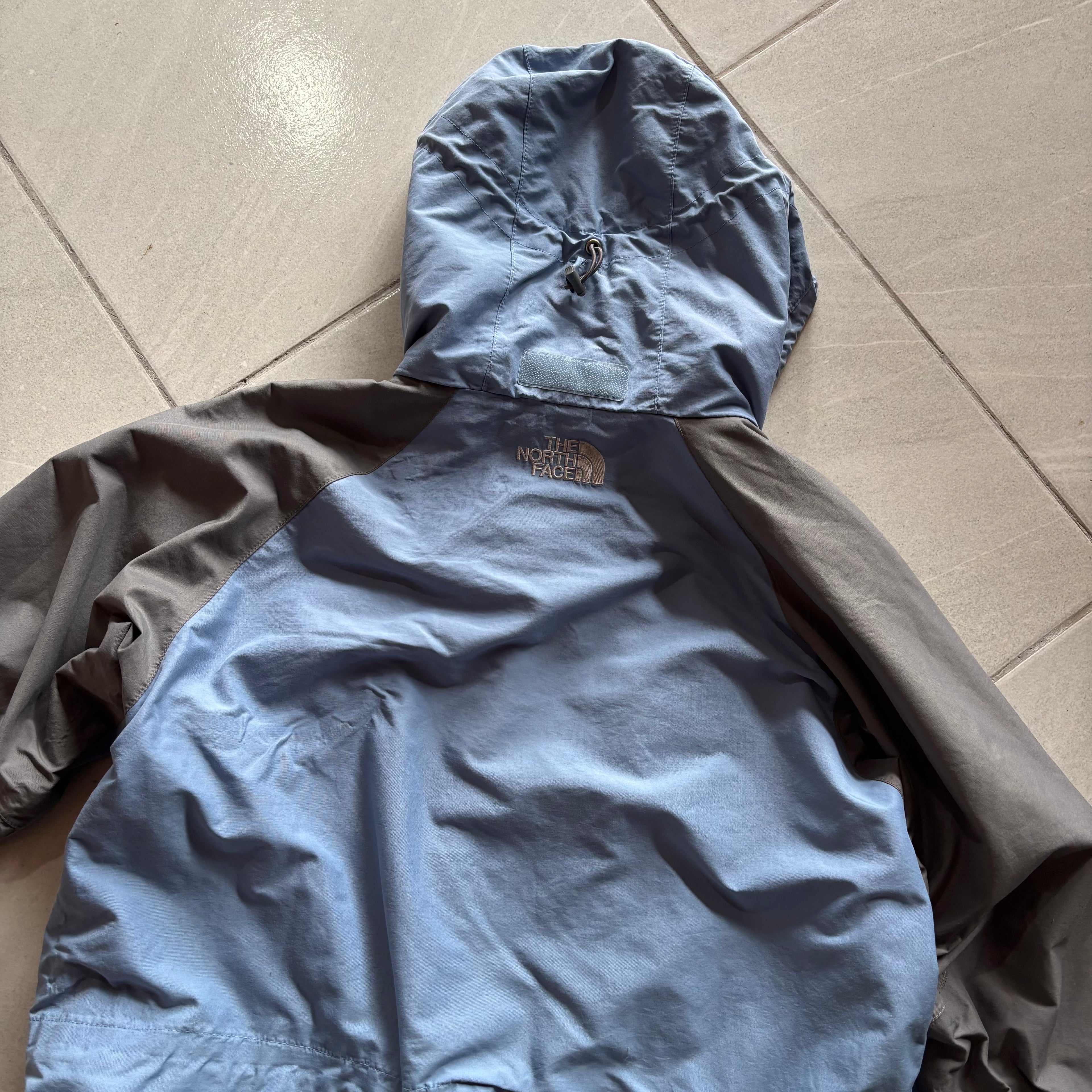 (L) THE NORTH FACE HY VENT COMPLETE