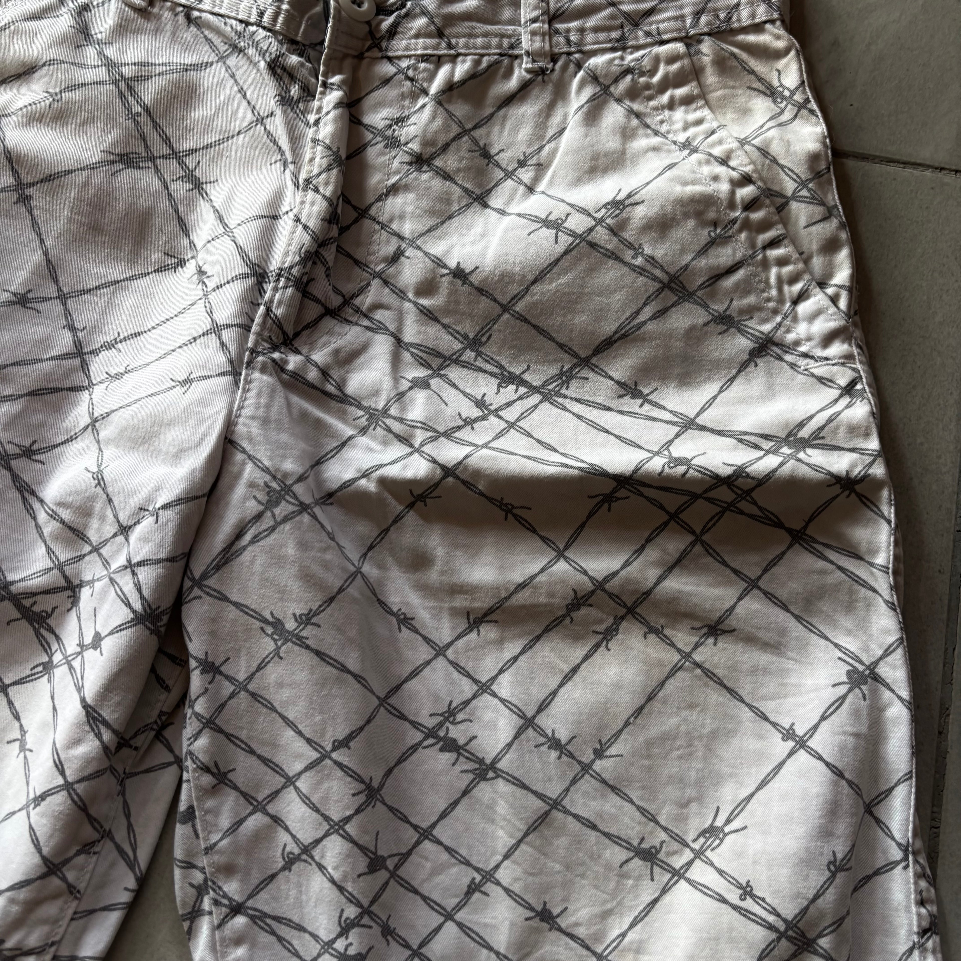 (32) WIRE SHORT