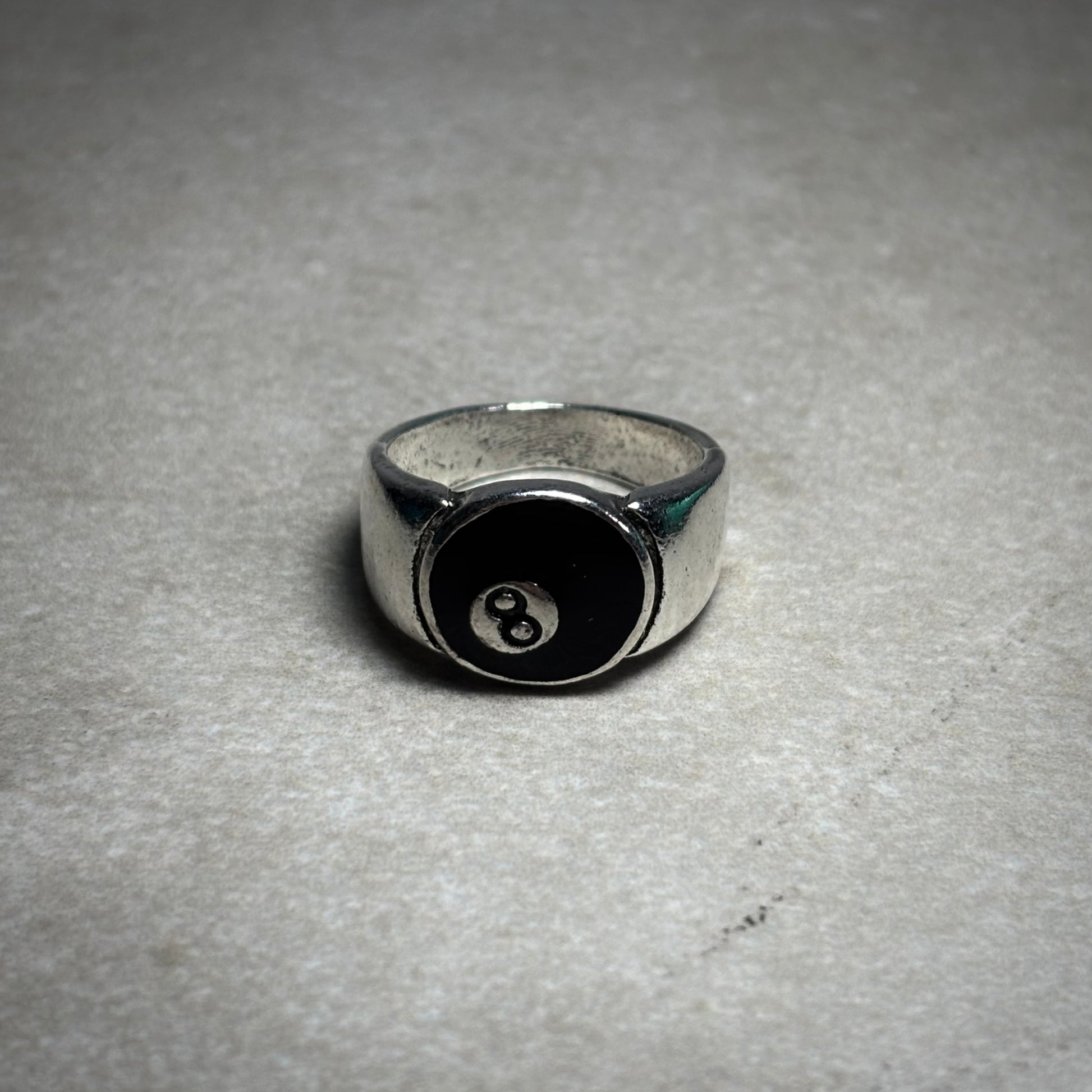 8 BALL RING
