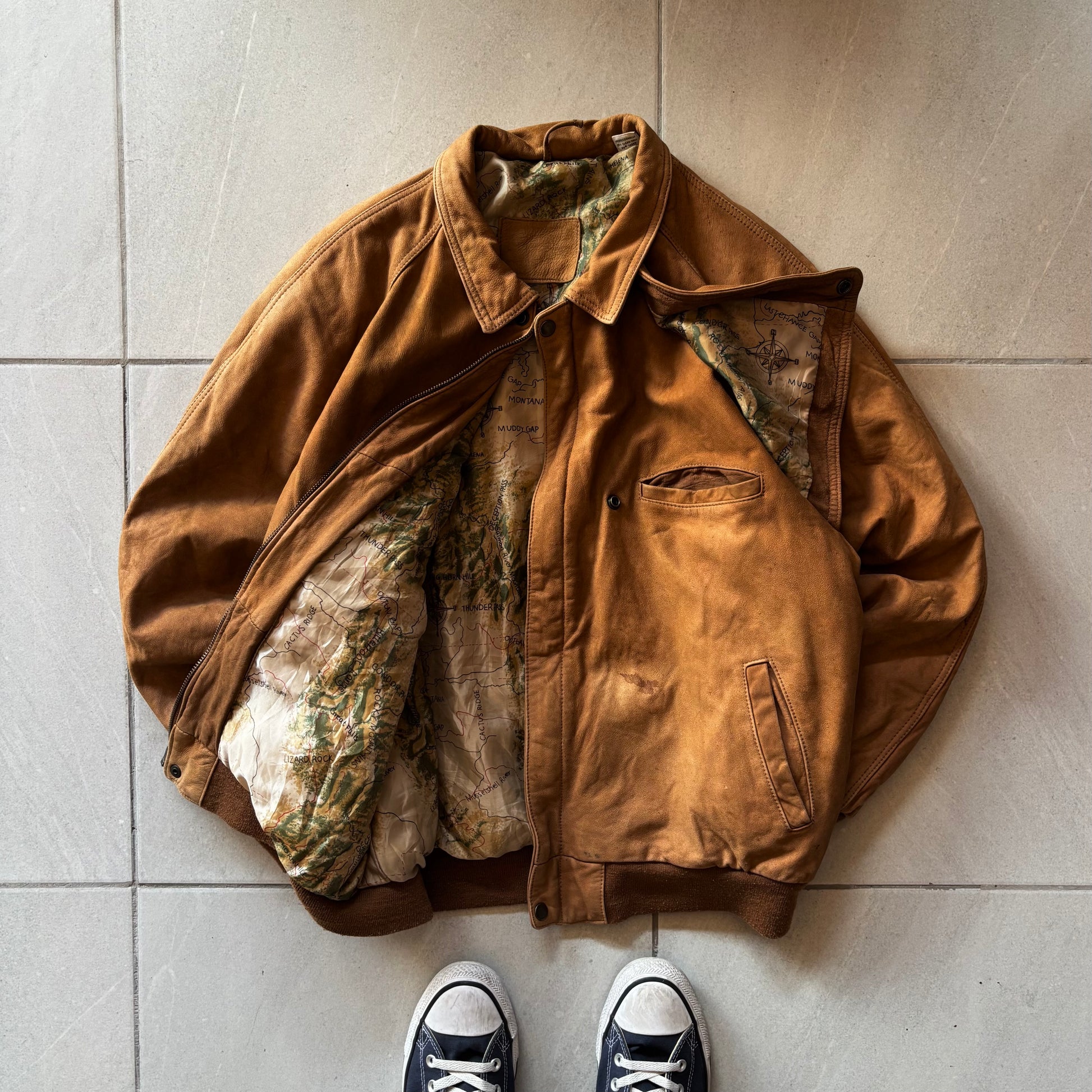 (L) VINTAGE MARLBORO LEATHER JACKET