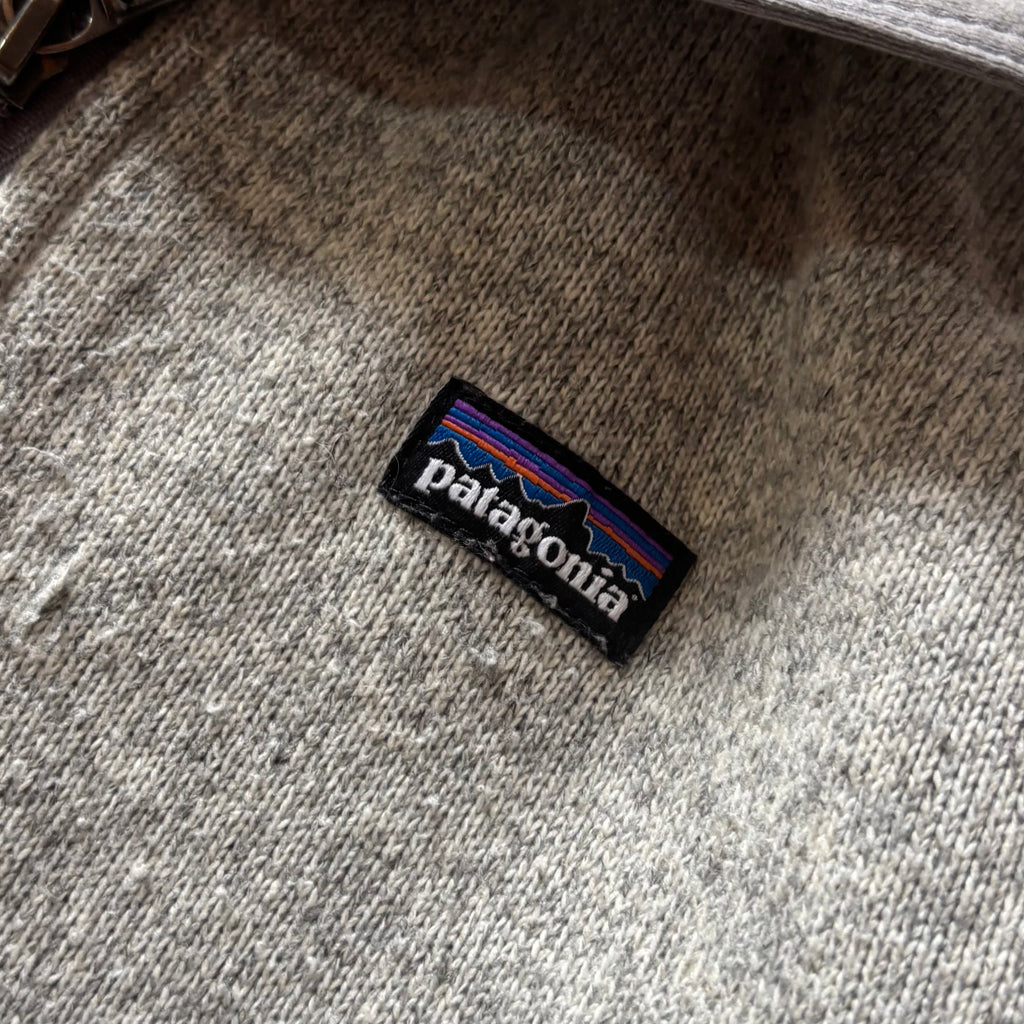 (M) PATAGONIA FLEECE JACKET - NEW