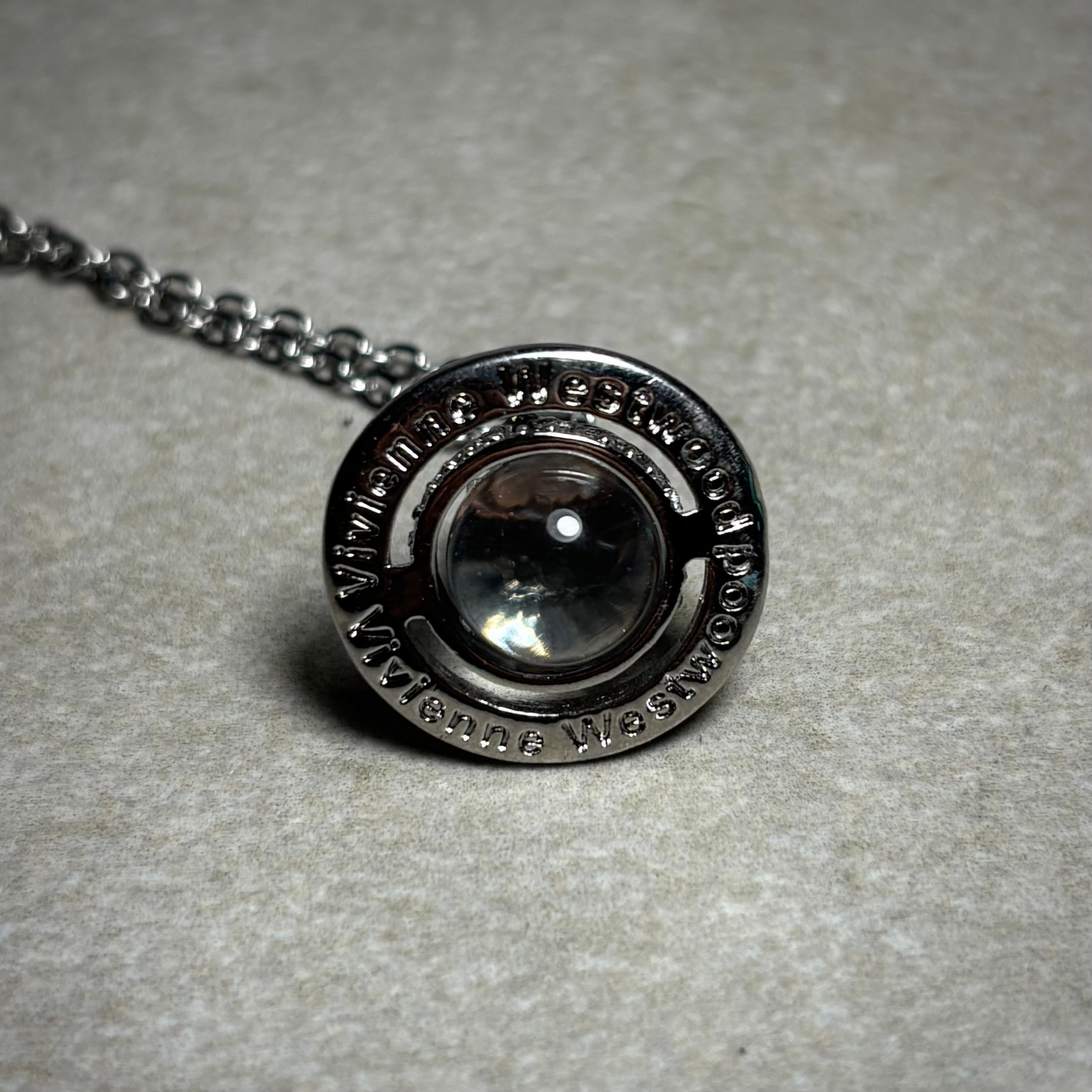 VW SATURNO NECKLACE