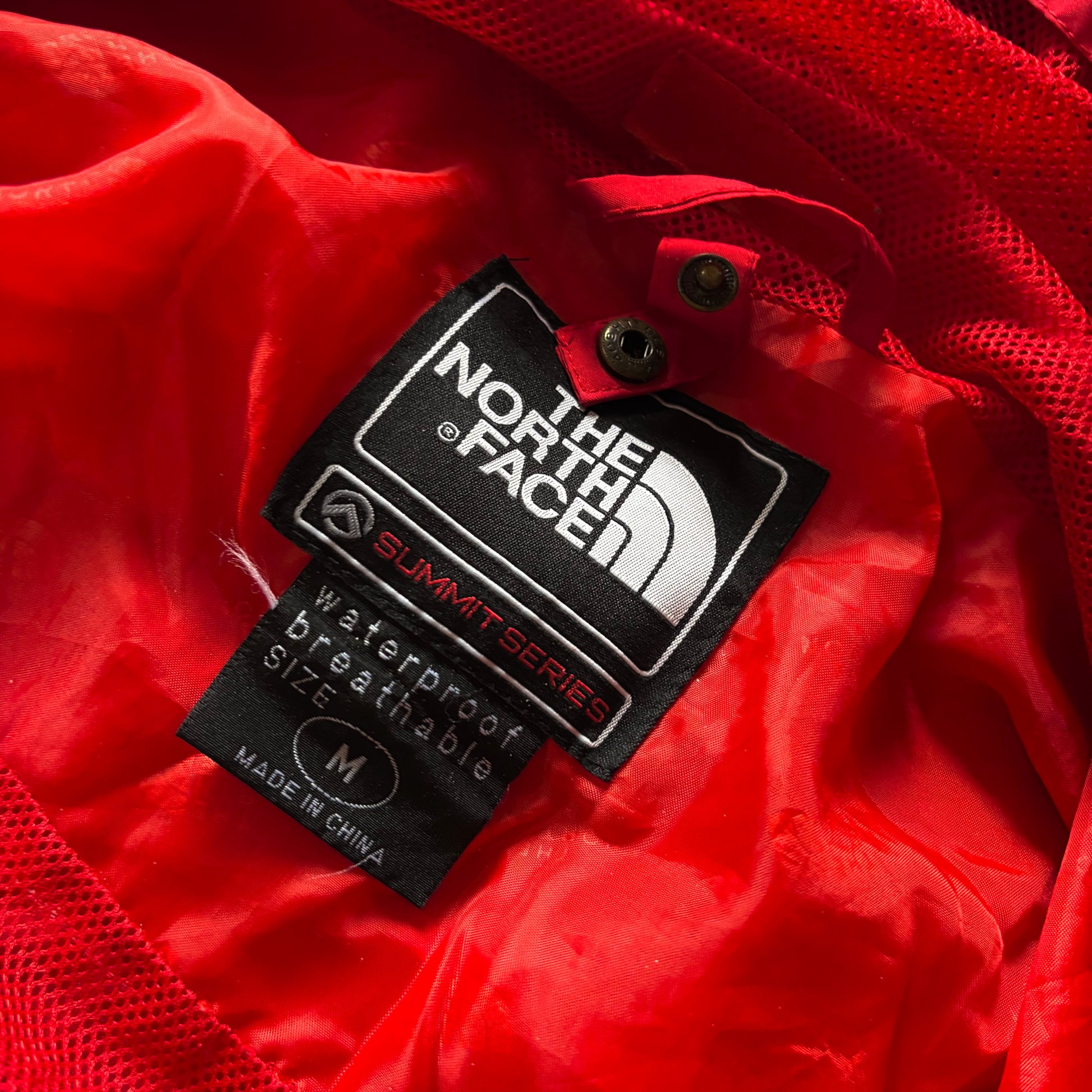 (L) THE NORTH FACE GORE TEX HY VENT