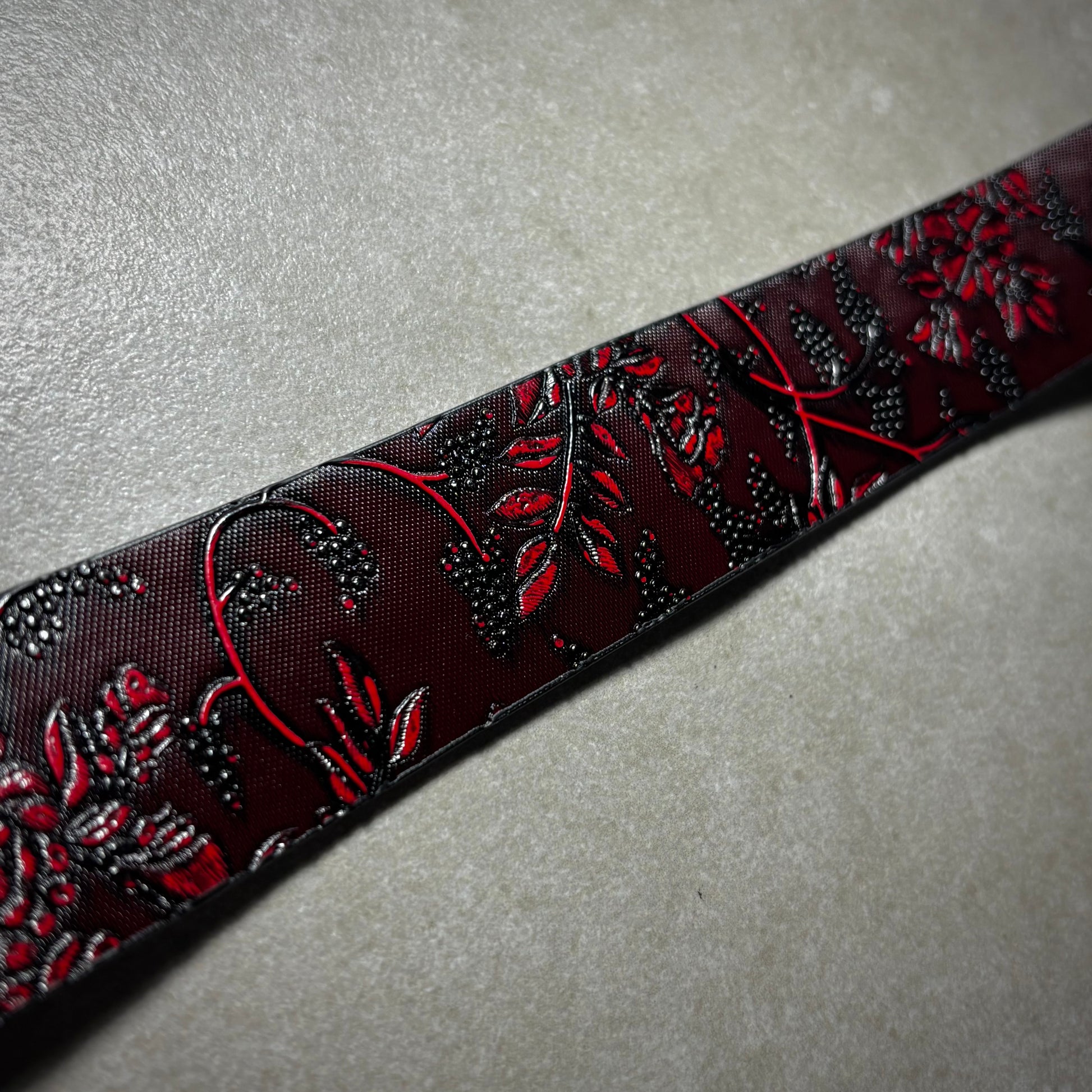 CROSS RED FLOWERS LEATHER BELT