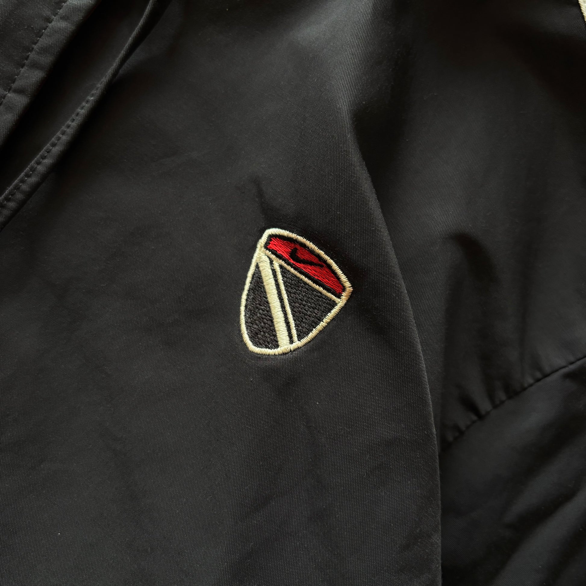 (M BOXY) VINTAGE WINDBREAKER NIKE 00's