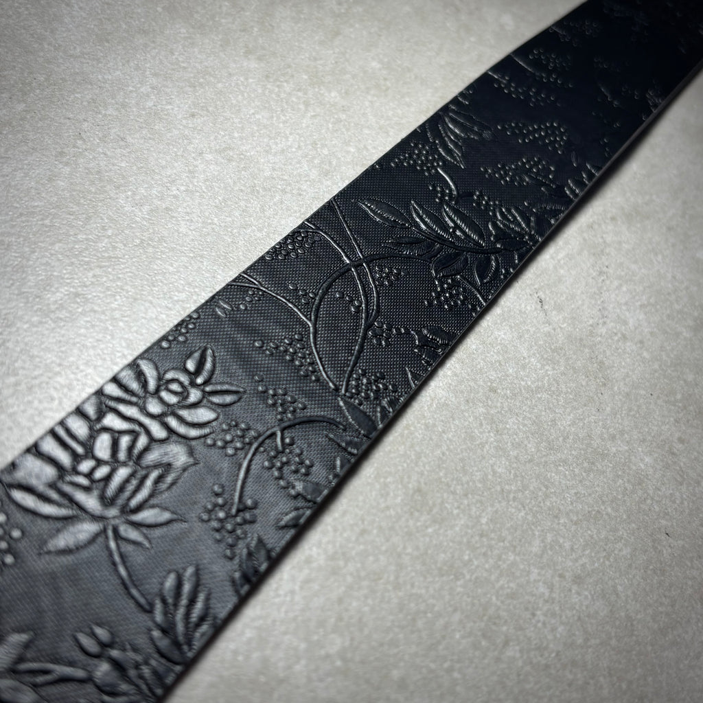 CROSS BLACK FLOWERS LEATHER BELT