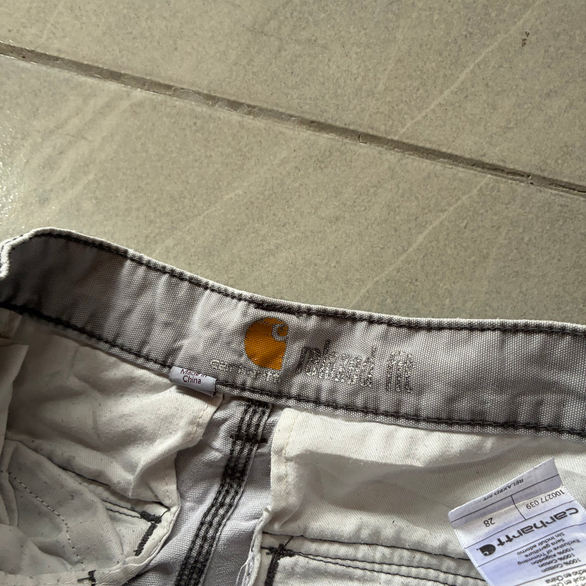 (28) CARHARTT SHORT CARGO