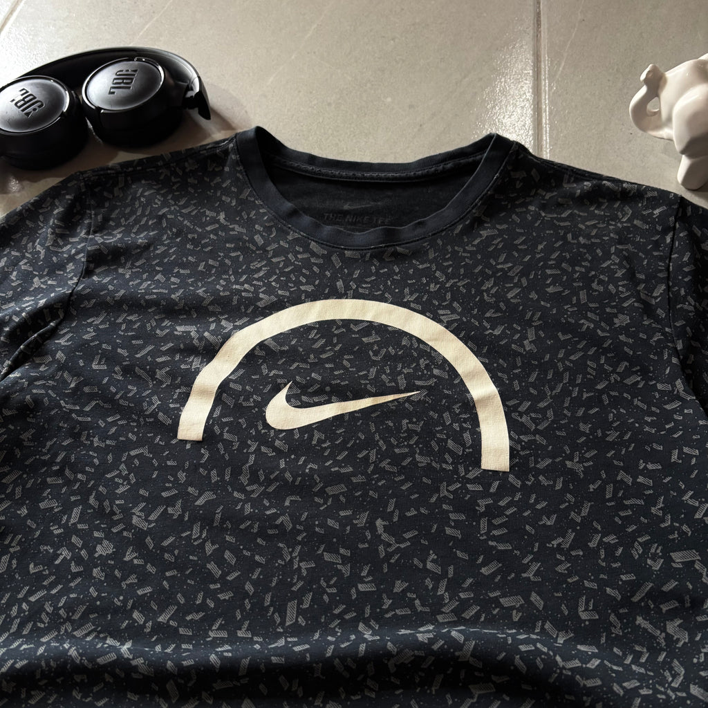 (M) NIKE FIT T-SHIRT