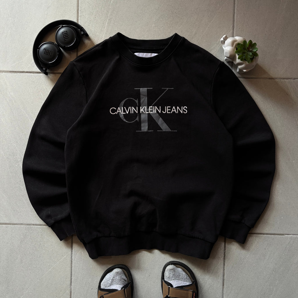 (M BOXY) CALVIN KLEIN CREWNECK LEGIT
